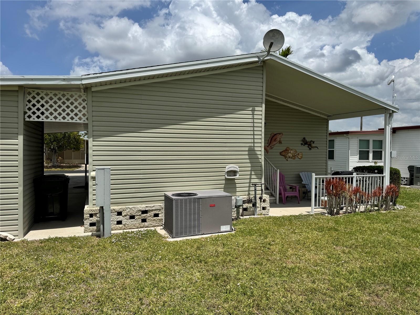 WINDWARD ISLES - Residential