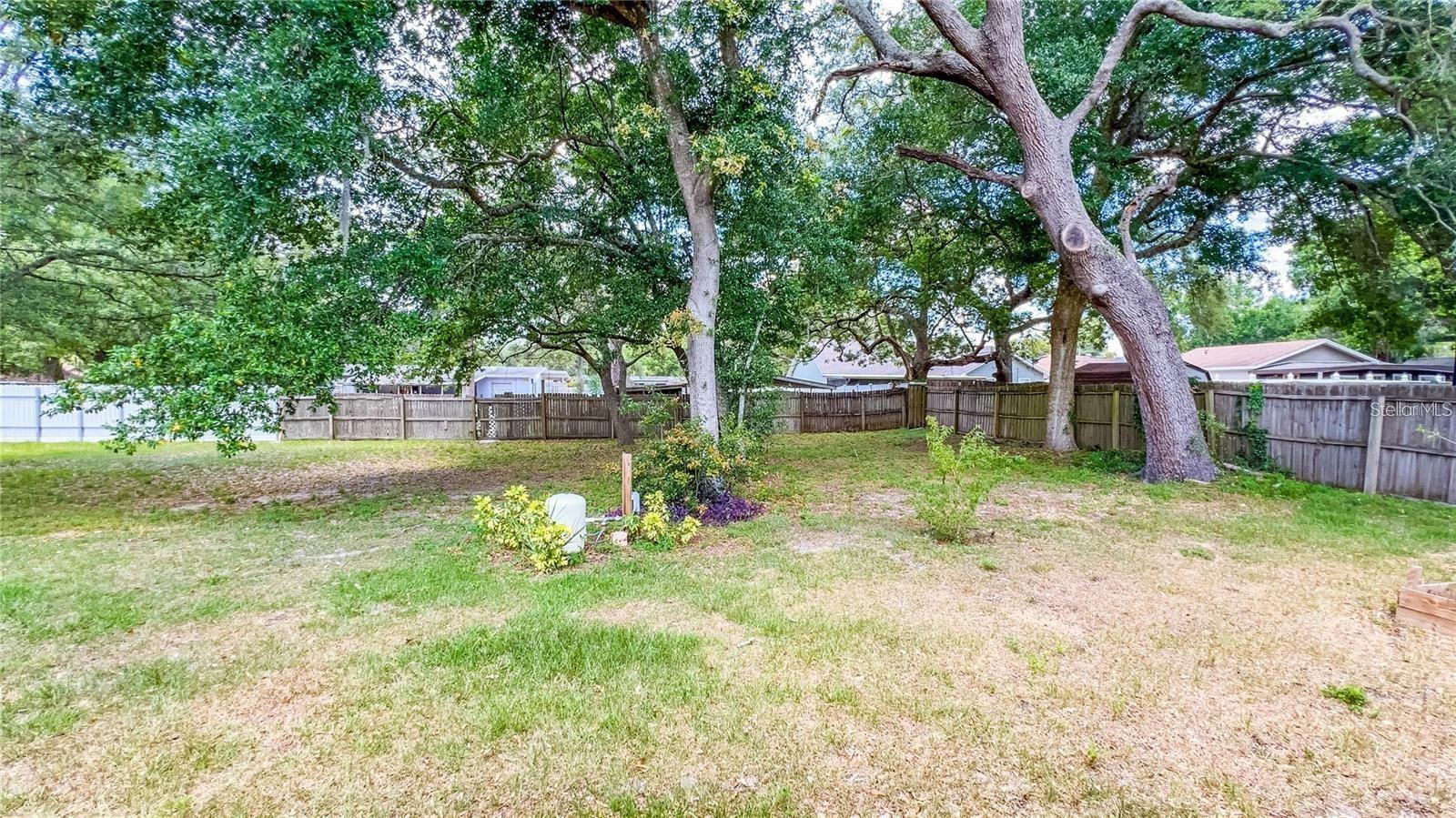 LAKE MENDELIN ESTATES - Residential Lease