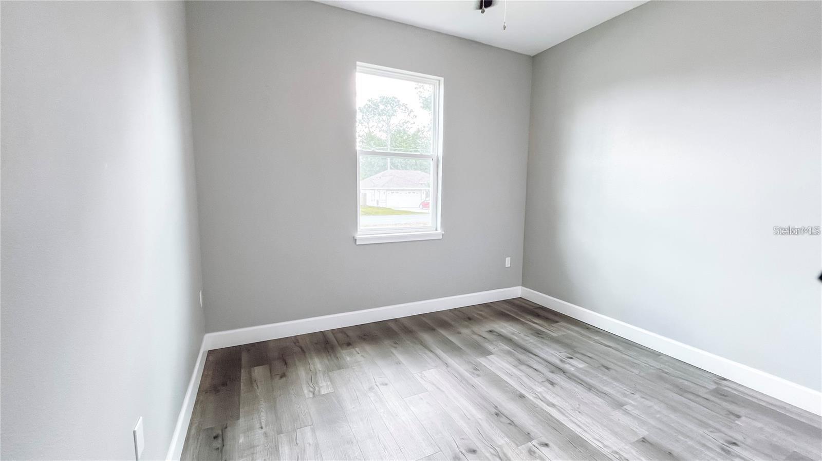 LAKE MENDELIN ESTATES - Residential Lease