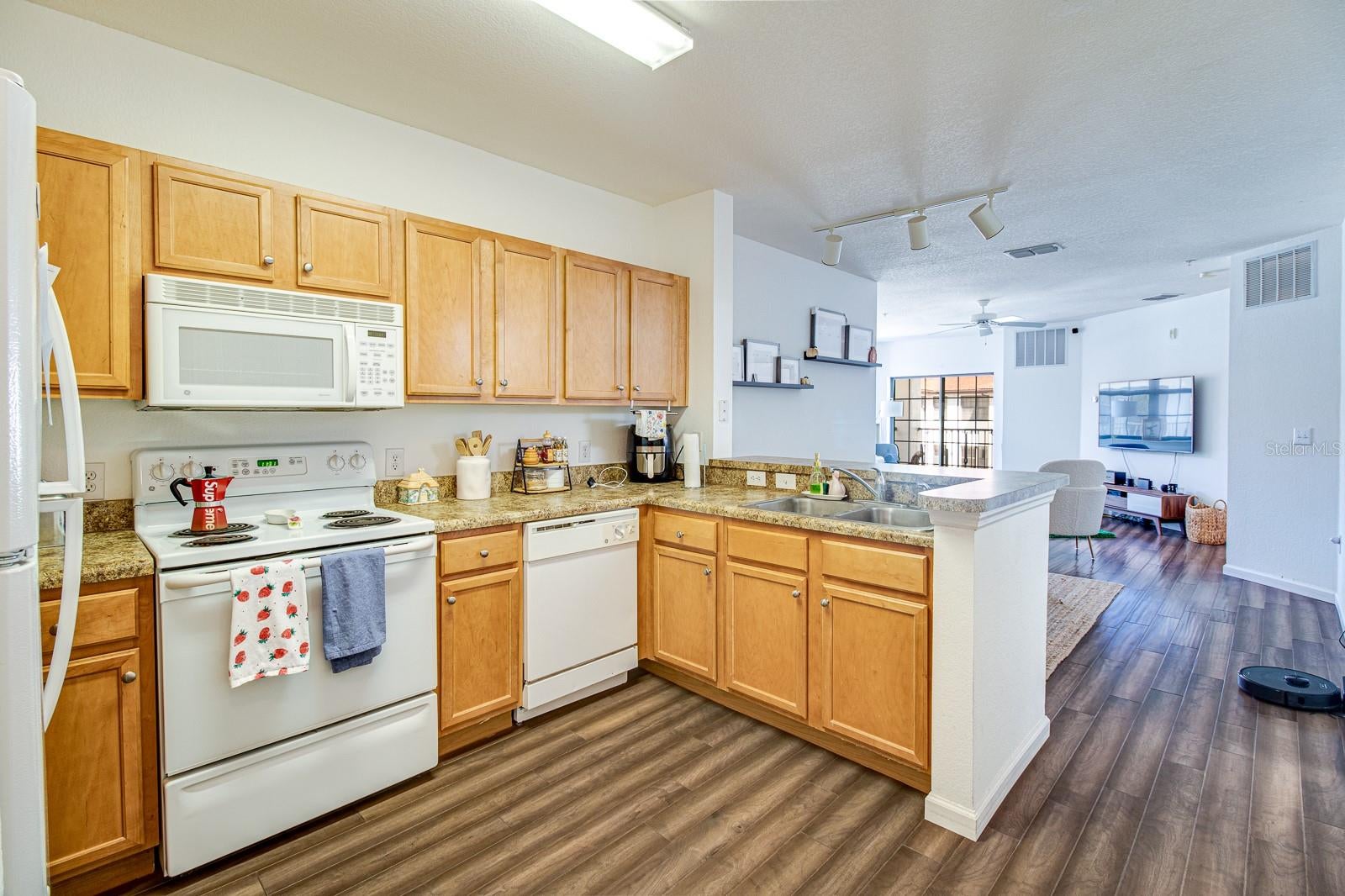 5550 E MICHIGAN STREET 2306