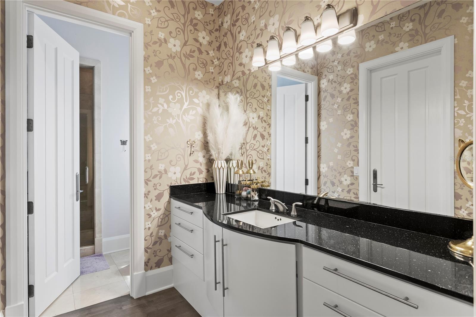 BAYSHORE ESTATES 4 - Residential