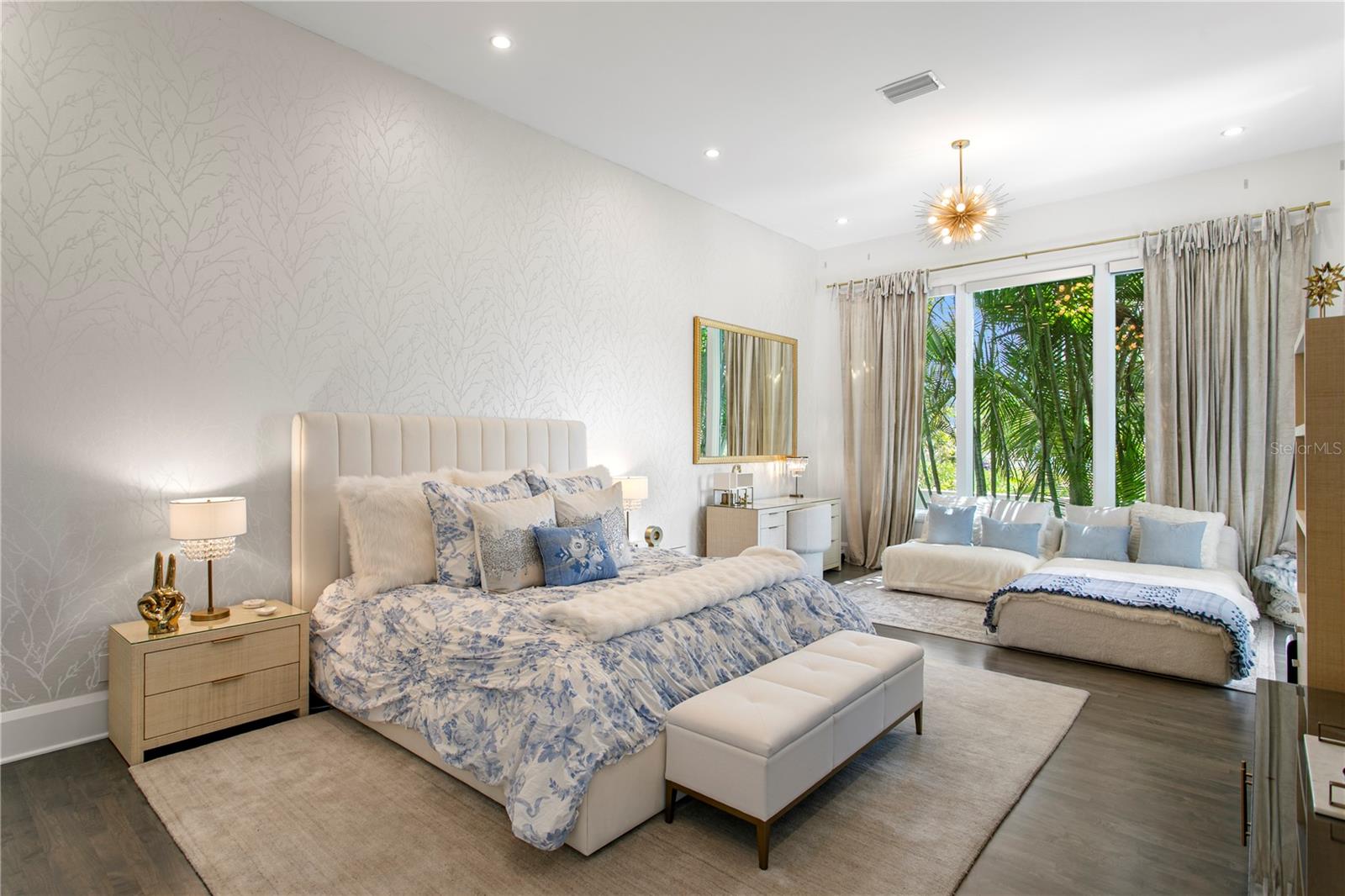 BAYSHORE ESTATES 4 - Residential