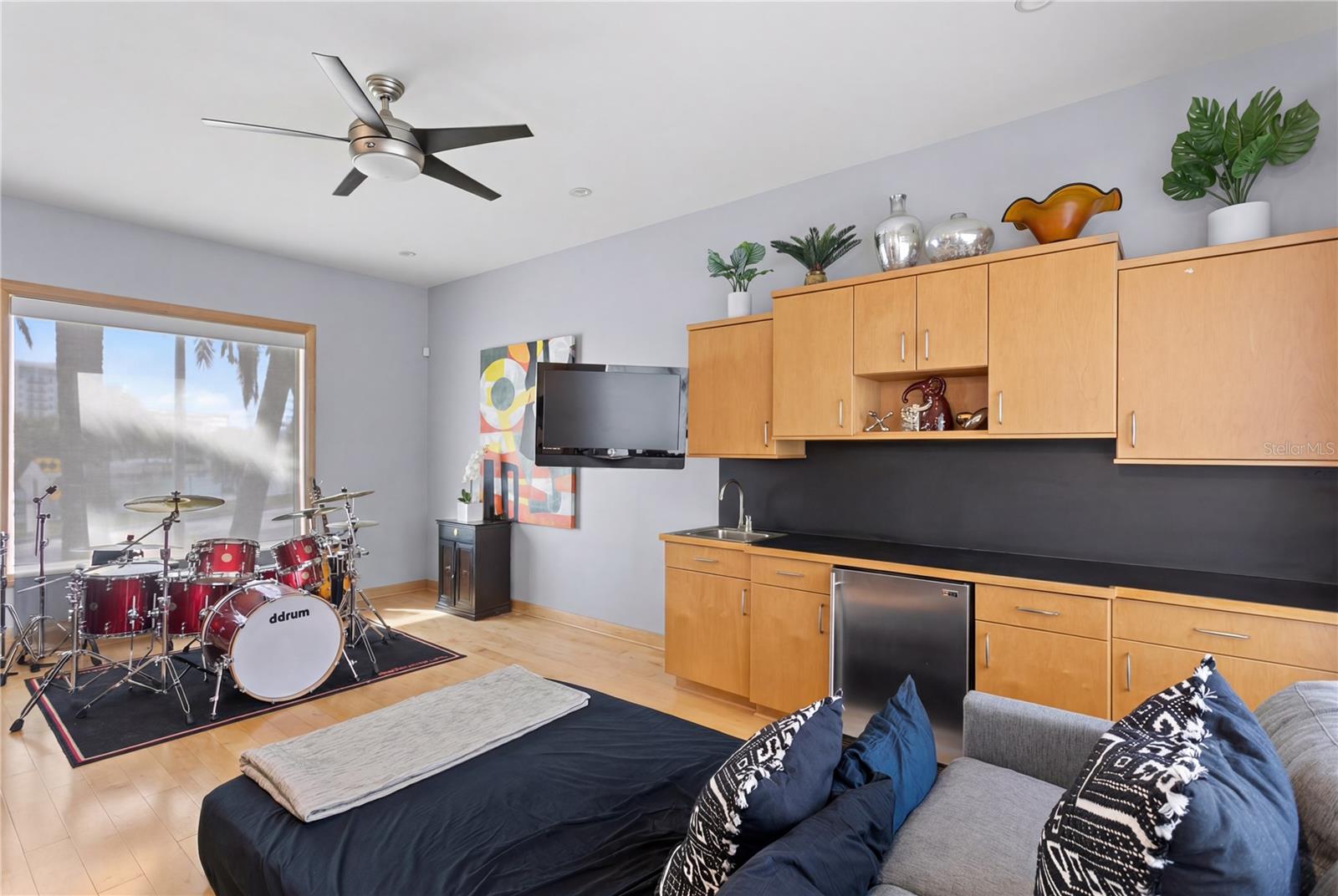 BAYSHORE ESTATES 4 - Residential