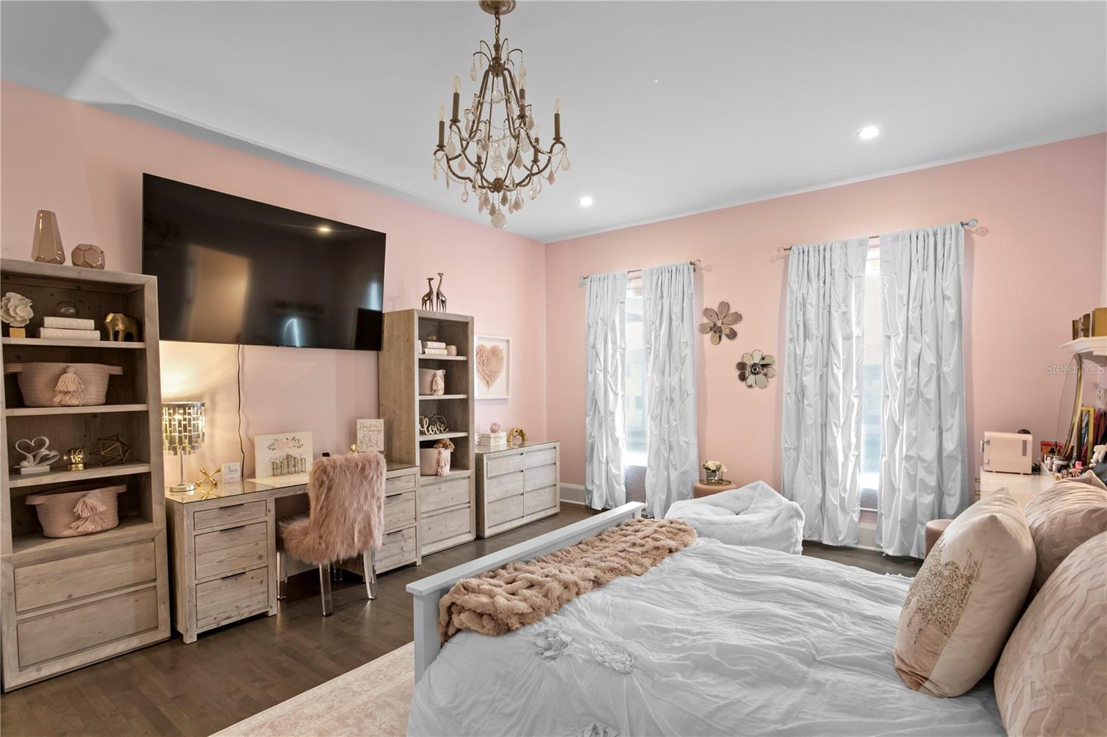BAYSHORE ESTATES 4 - Residential