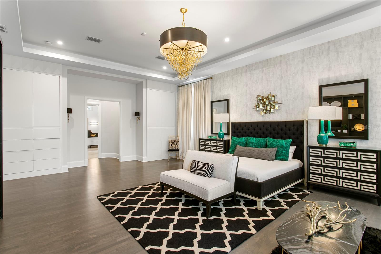 BAYSHORE ESTATES 4 - Residential