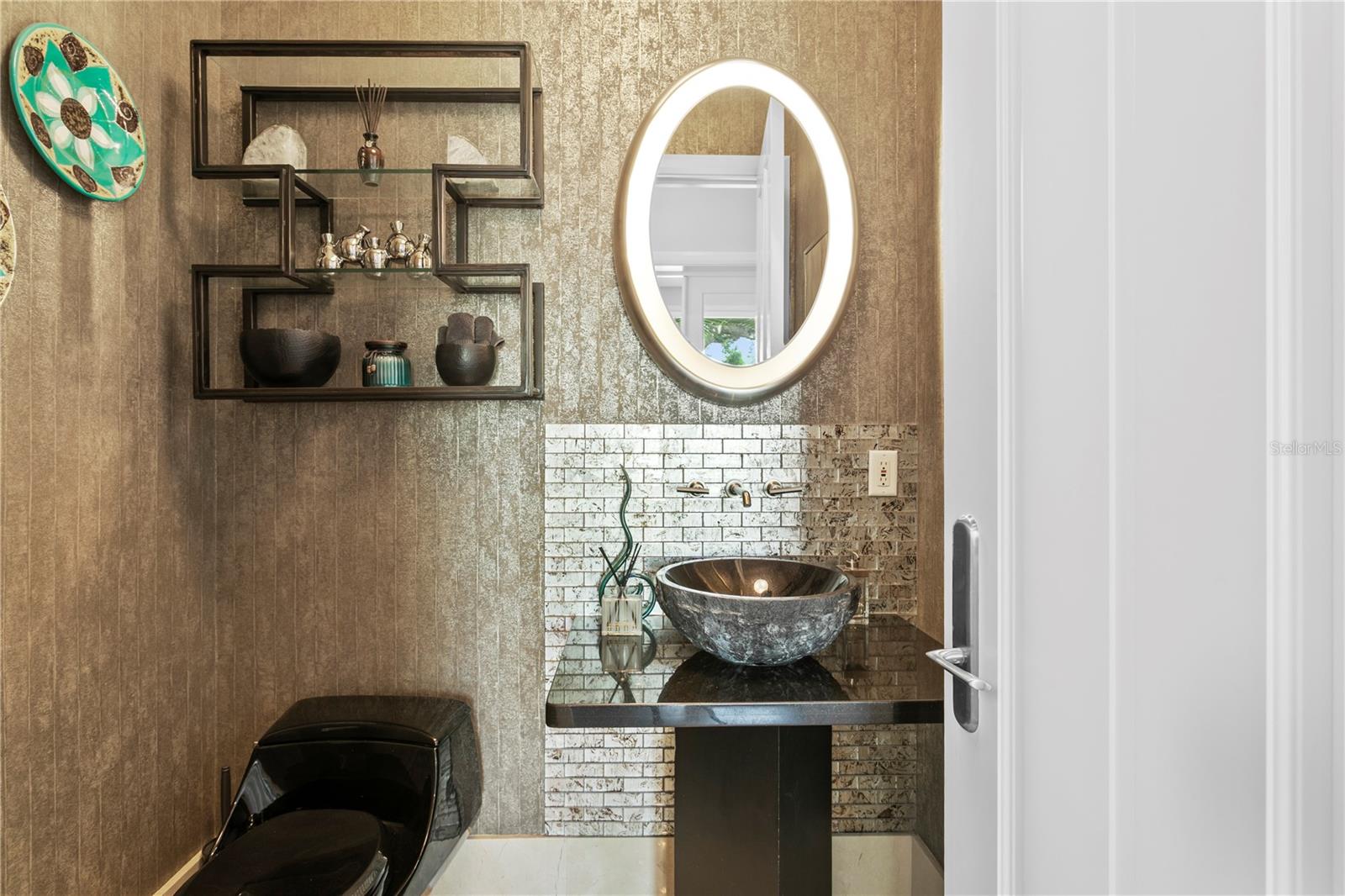BAYSHORE ESTATES 4 - Residential