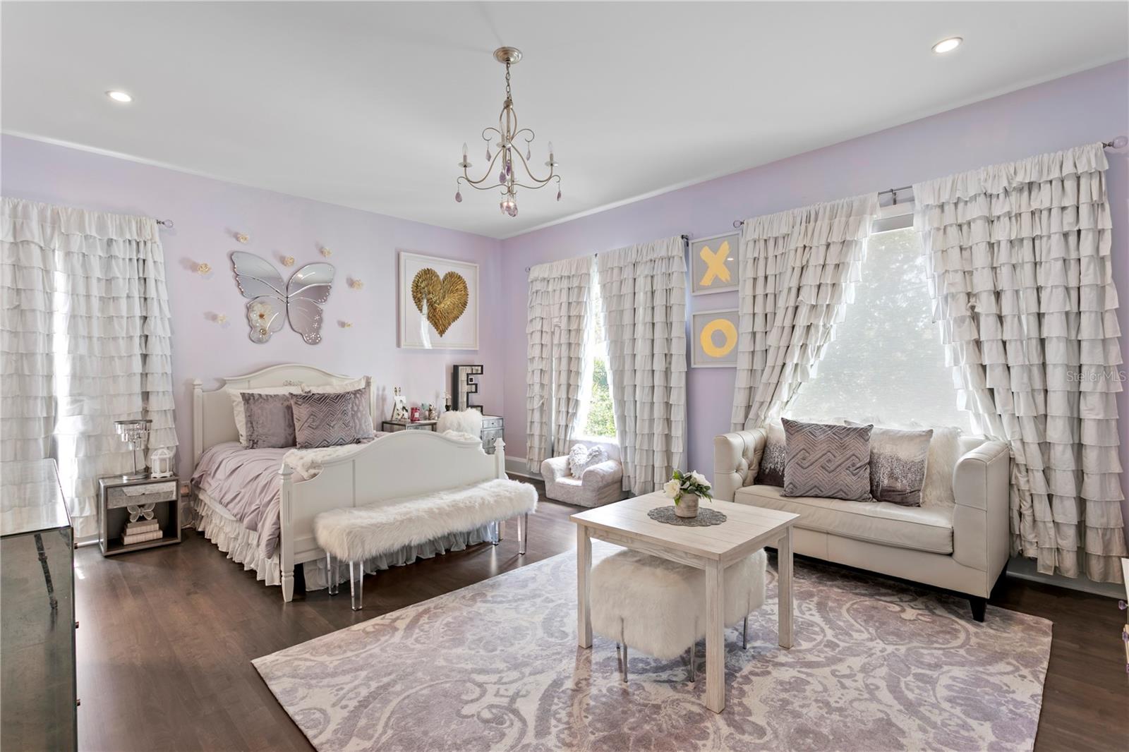 BAYSHORE ESTATES 4 - Residential