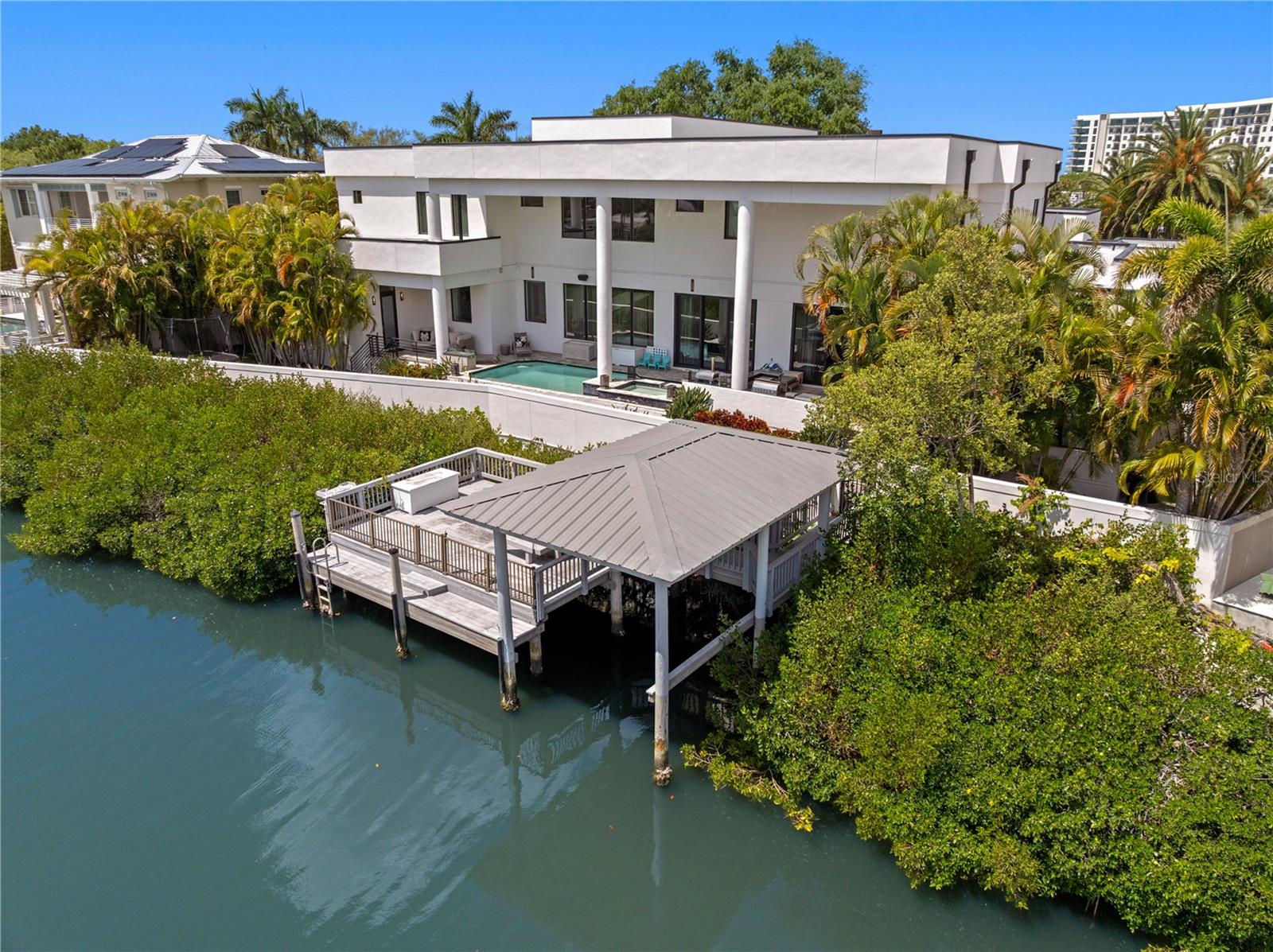 BAYSHORE ESTATES 4 - Residential