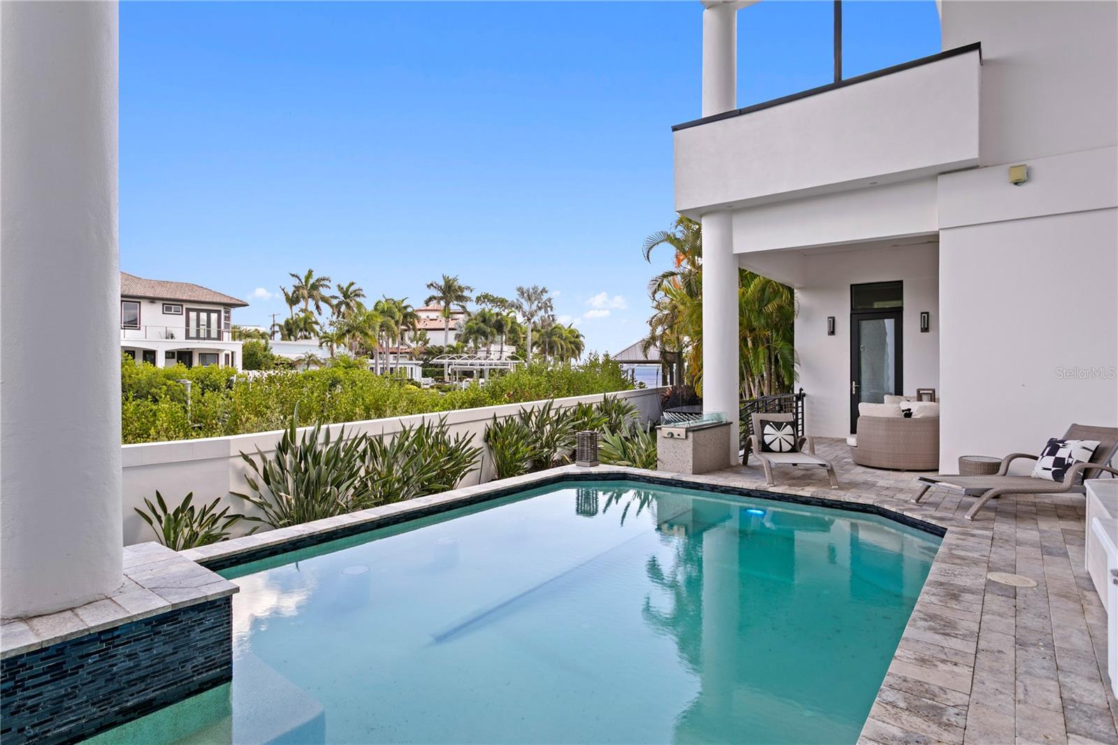 BAYSHORE ESTATES 4 - Residential
