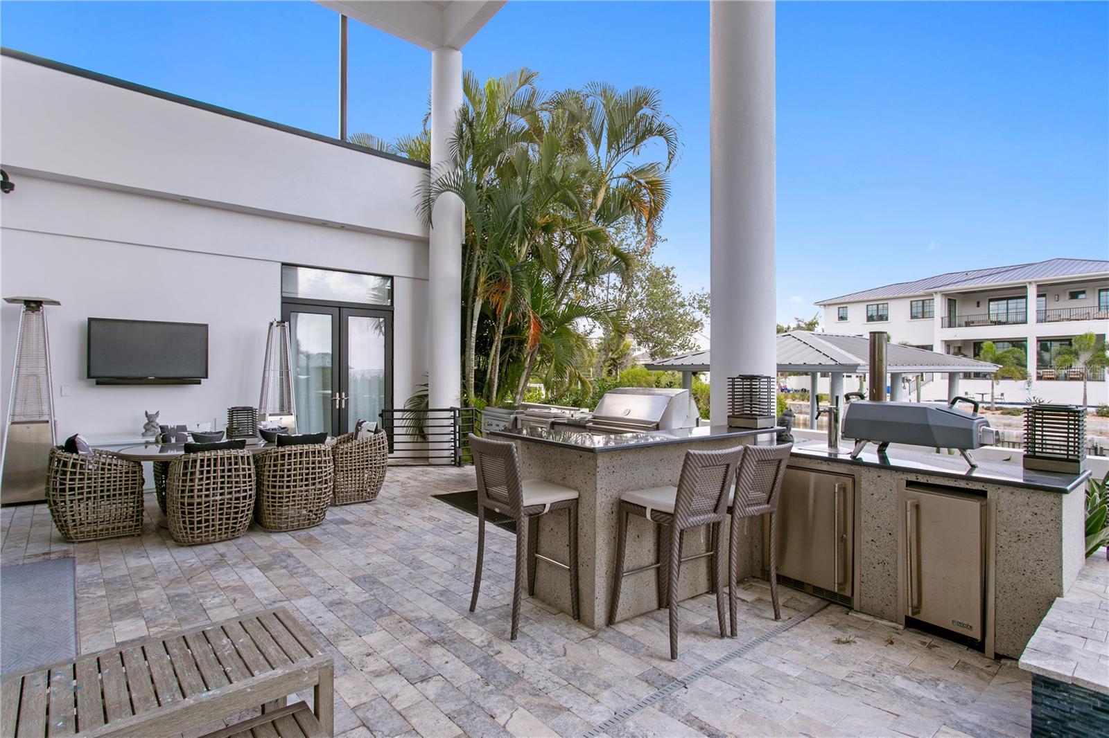 BAYSHORE ESTATES 4 - Residential