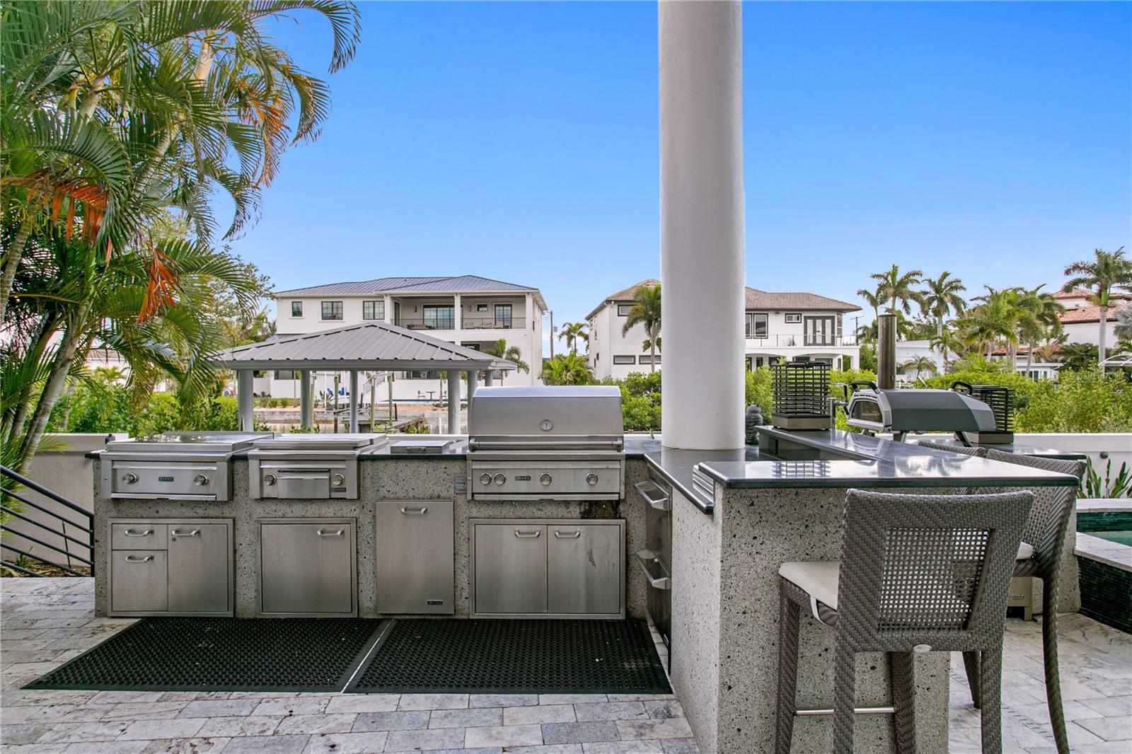 BAYSHORE ESTATES 4 - Residential
