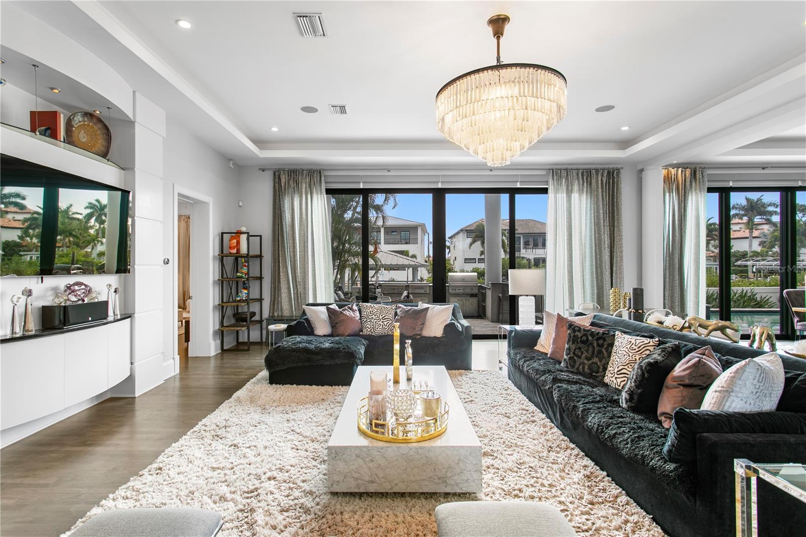 BAYSHORE ESTATES 4 - Residential