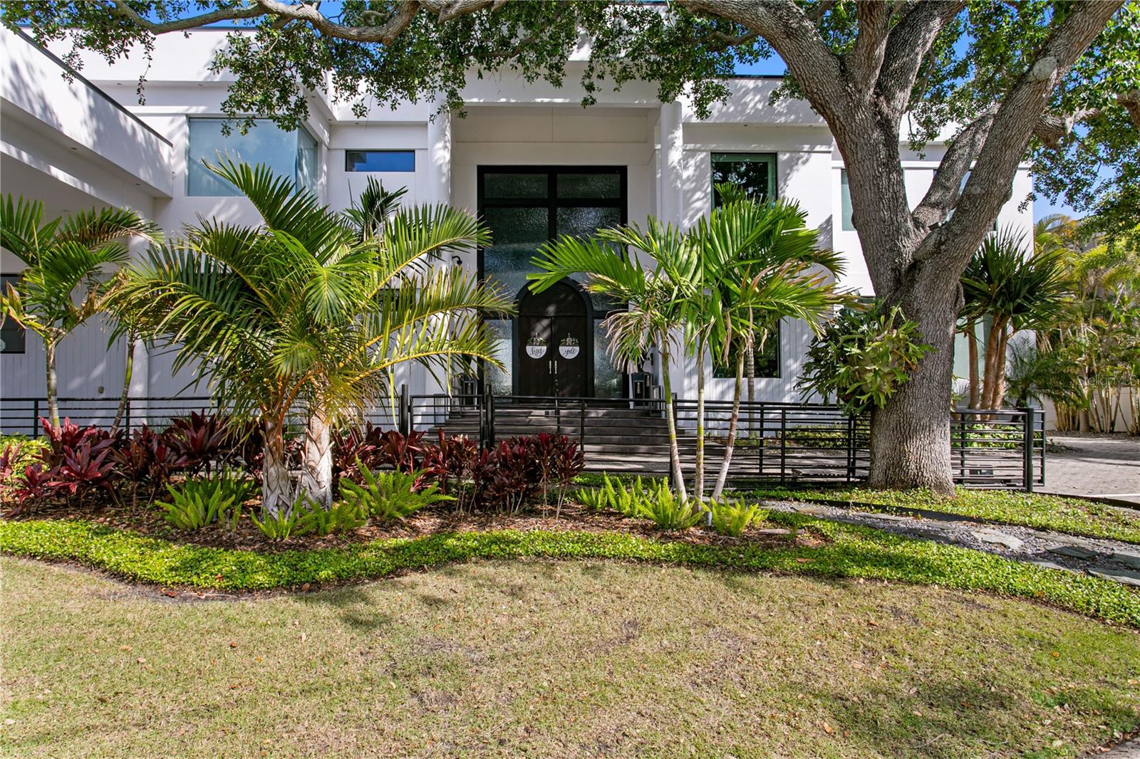 BAYSHORE ESTATES 4 - Residential