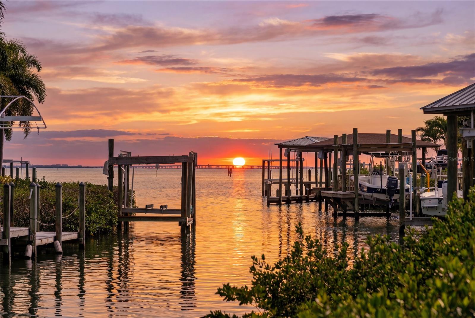 BAYSHORE ESTATES 4 - Residential