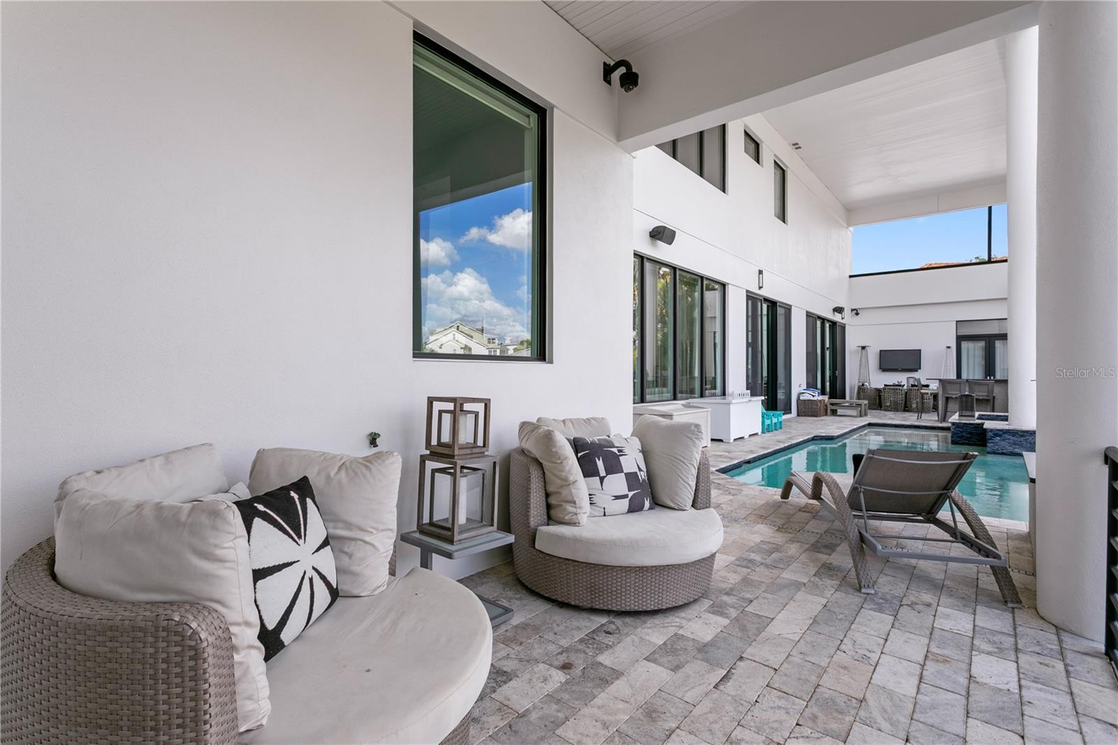 BAYSHORE ESTATES 4 - Residential