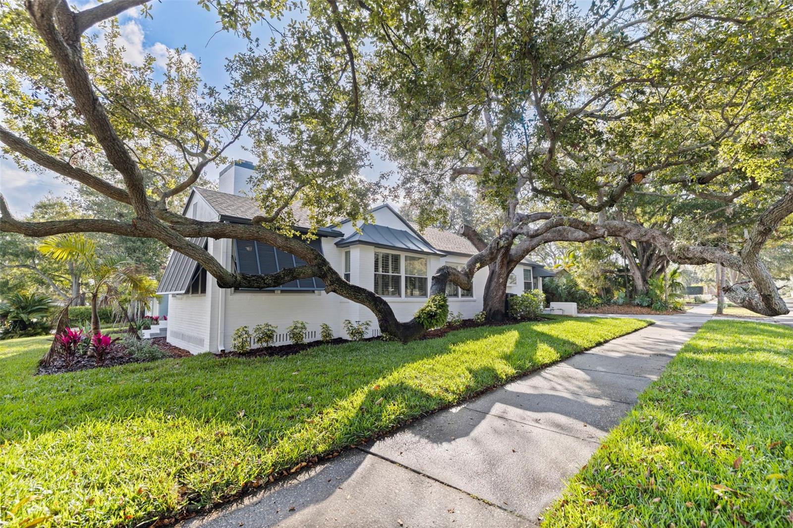 GRANADA TERRACE ADD - Residential