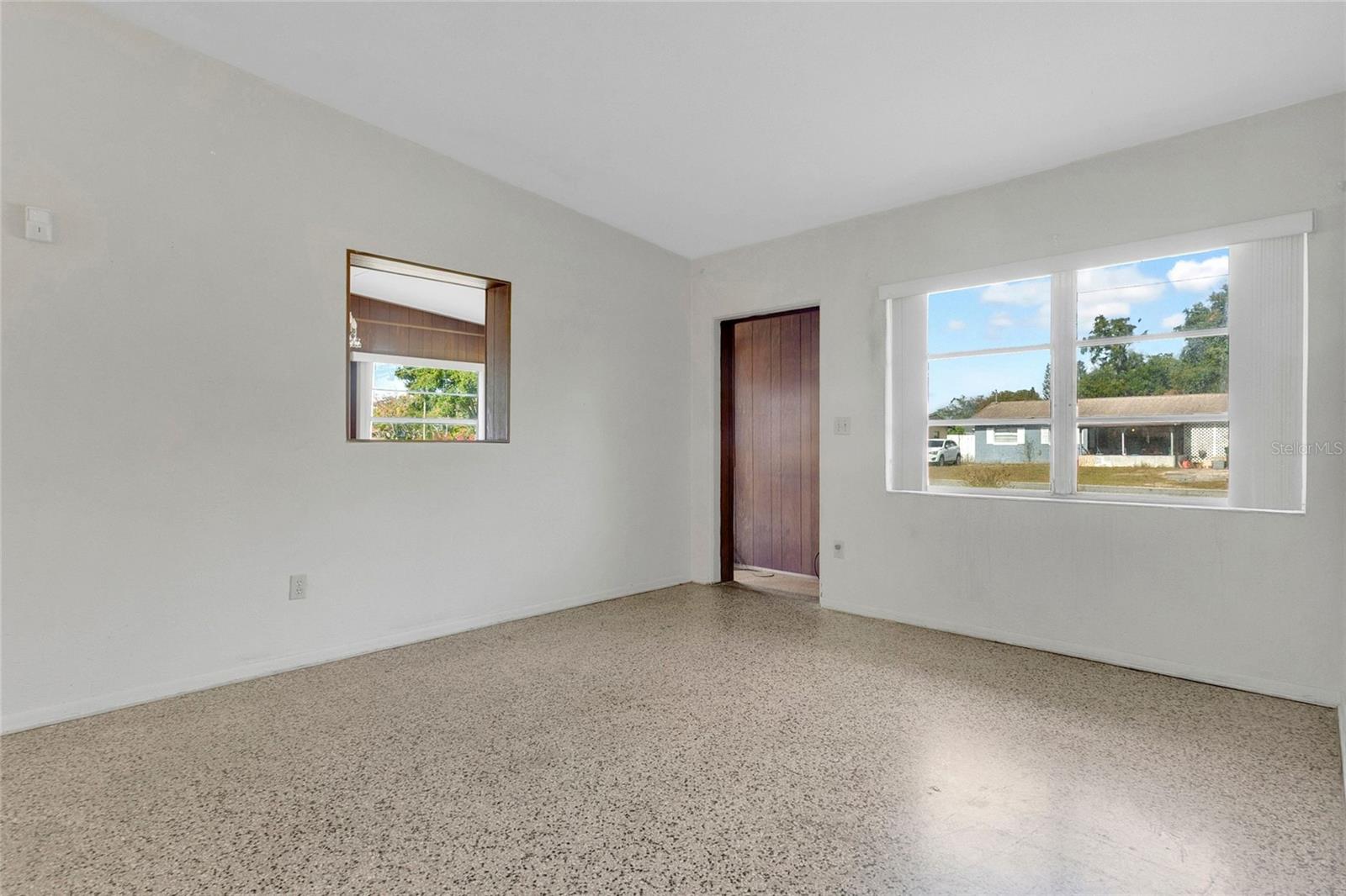 LAKE MARY MANOR - Residential