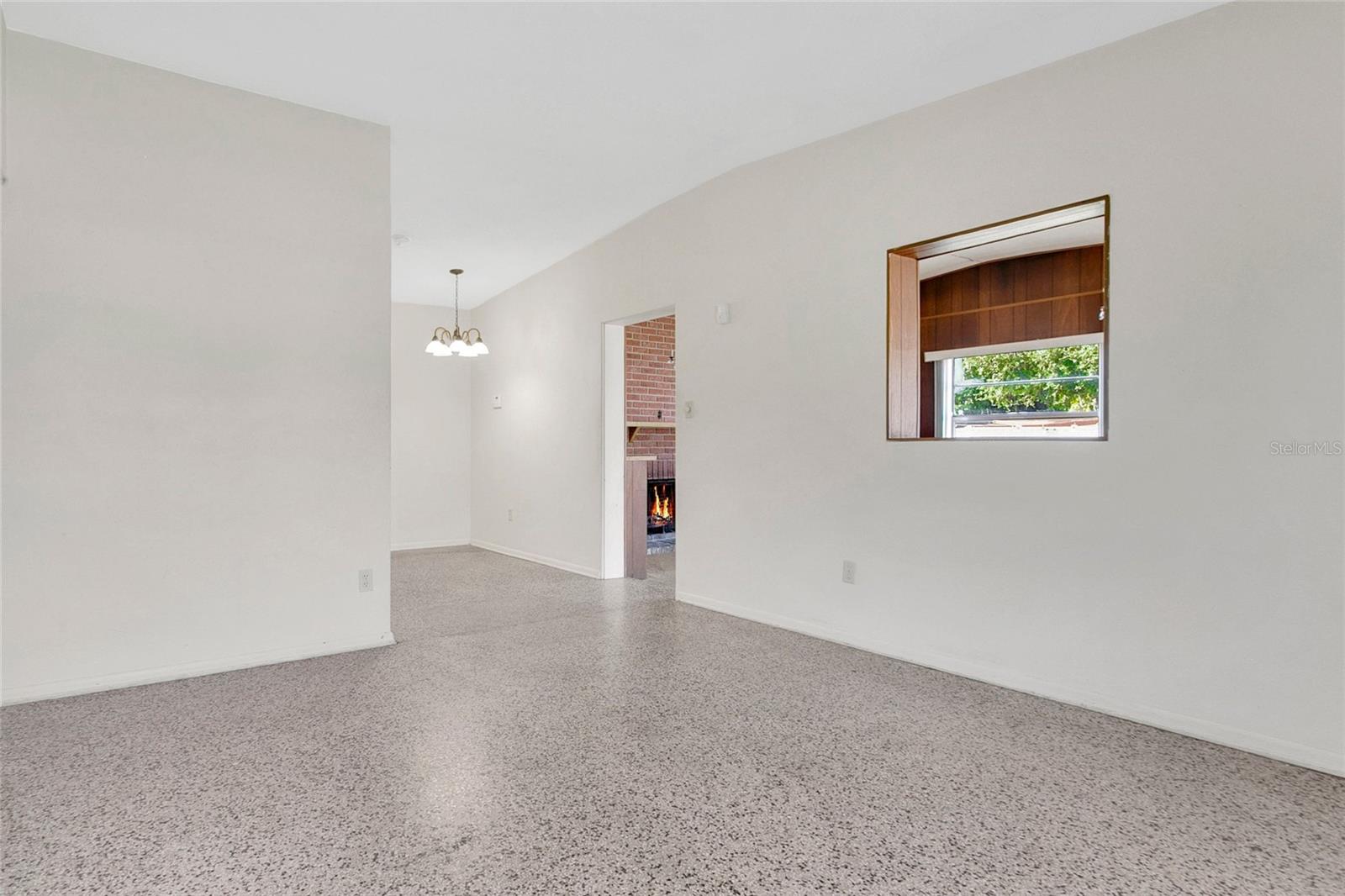 LAKE MARY MANOR - Residential