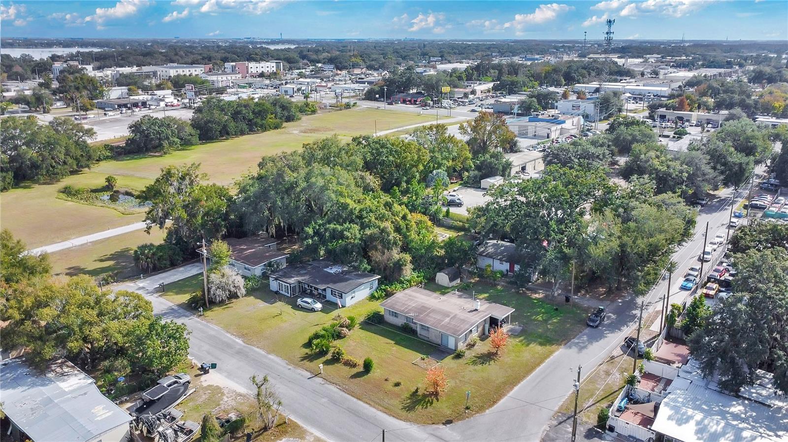 LAKE MARY MANOR - Residential