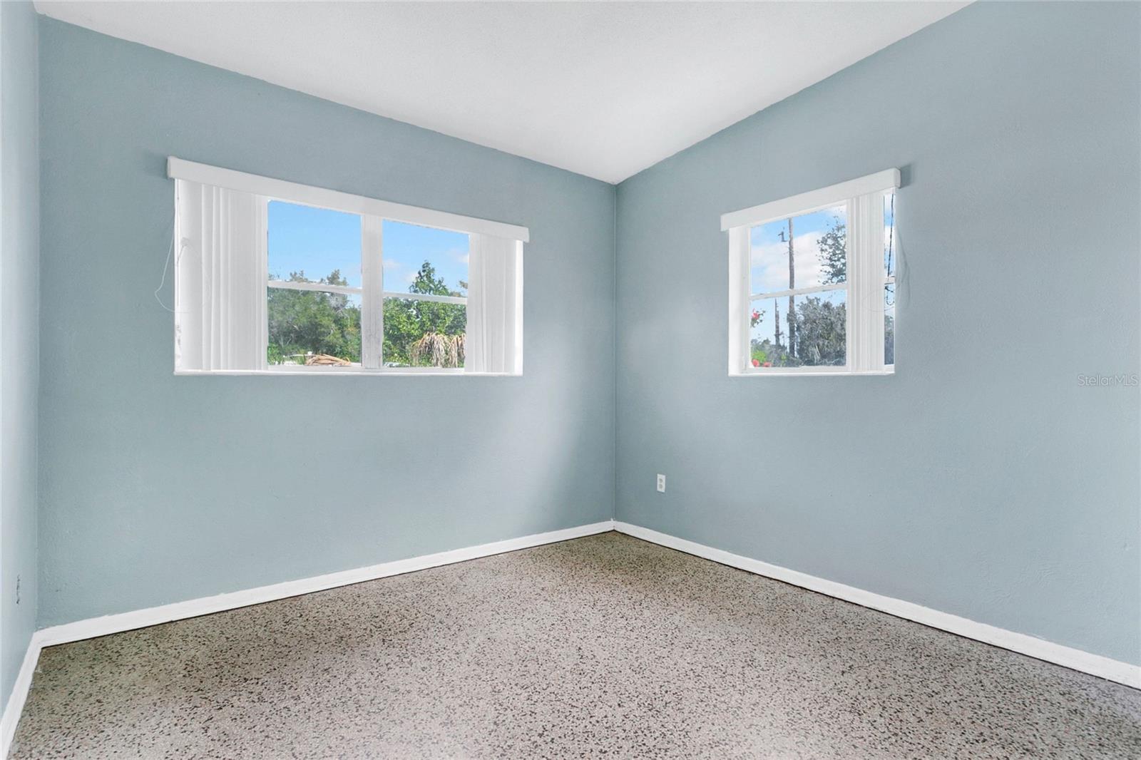 LAKE MARY MANOR - Residential