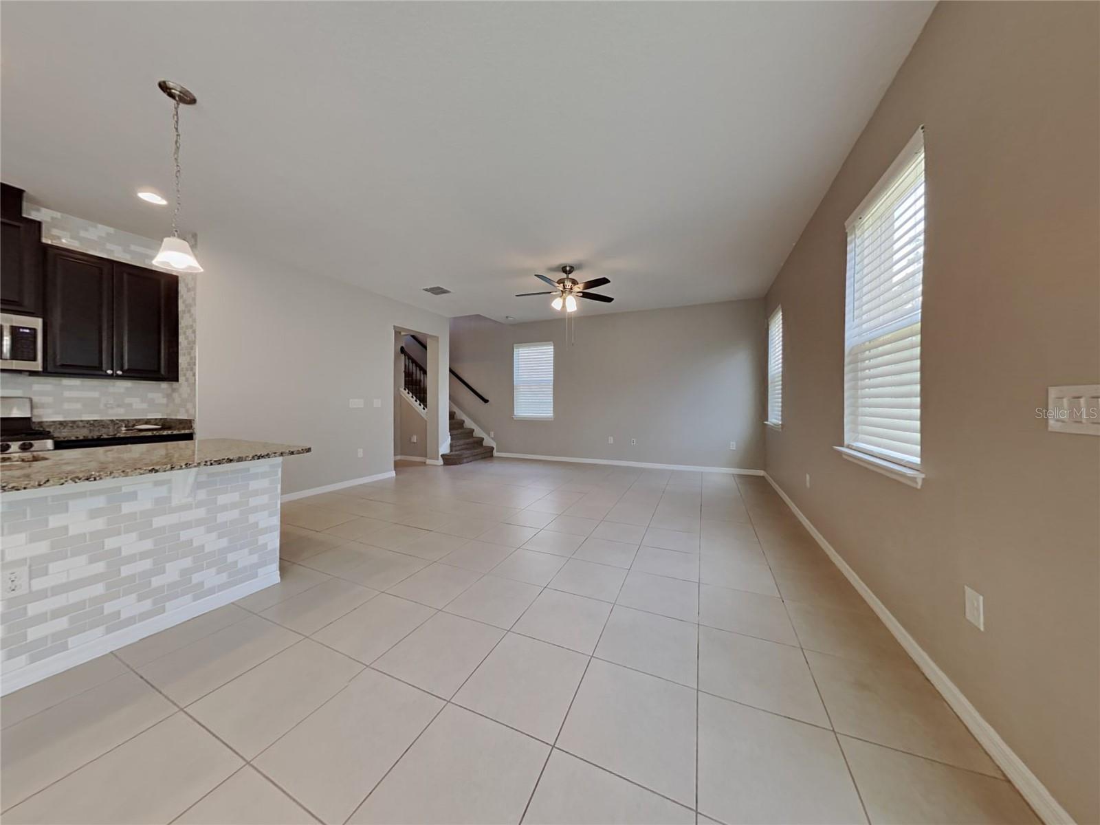 VICTORIA TRAILS NORTHWEST 7 PH - Residential Lease