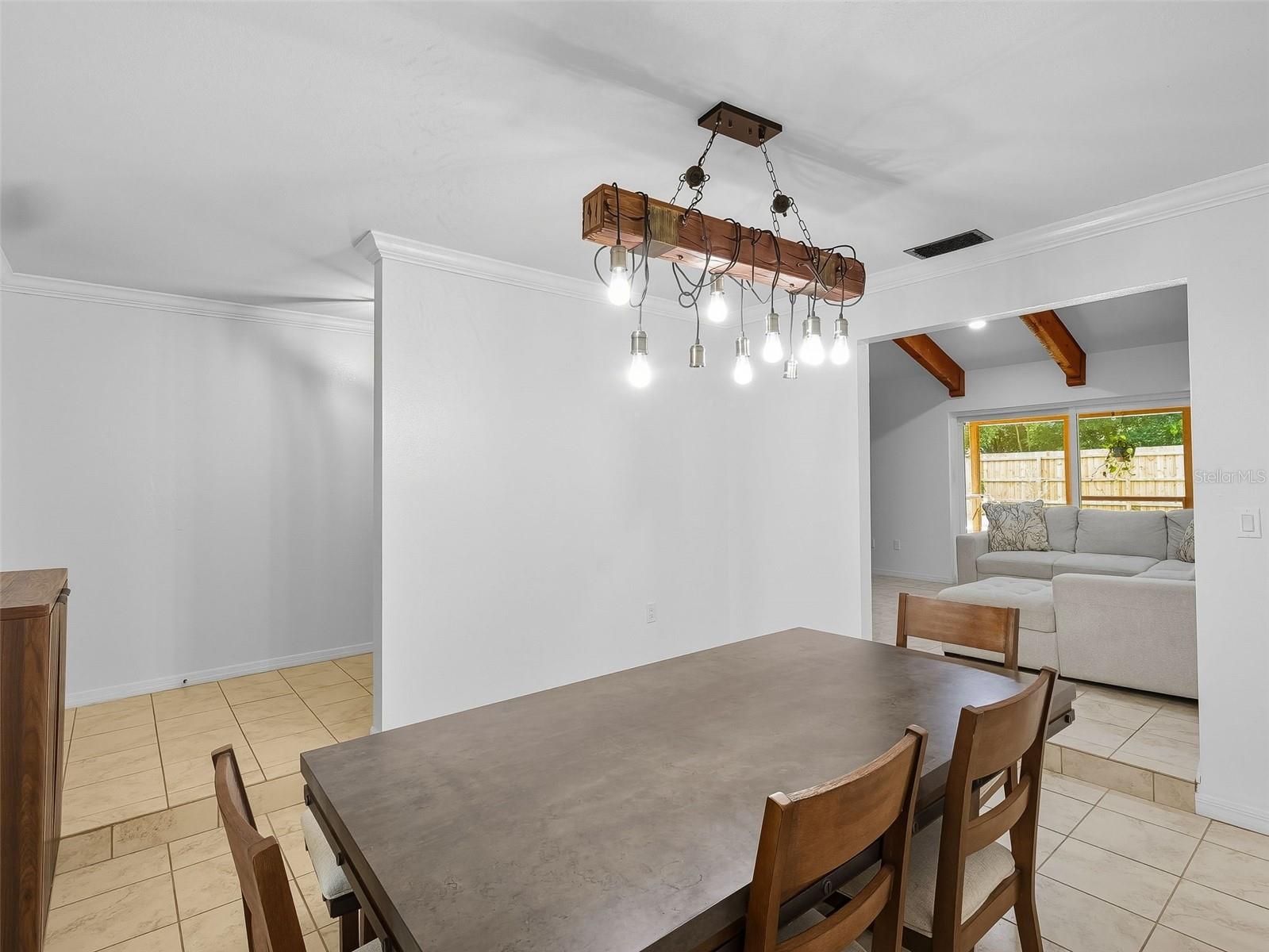 WEKIVA HUNT CLUB 3 FOX HUNT SEC 3 - Residential