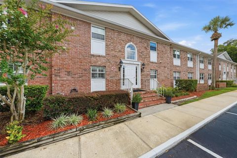 Photo of 4214 Lake Underhill Road #6A2, Orlando, FL 32803 (MLS # O6419048)