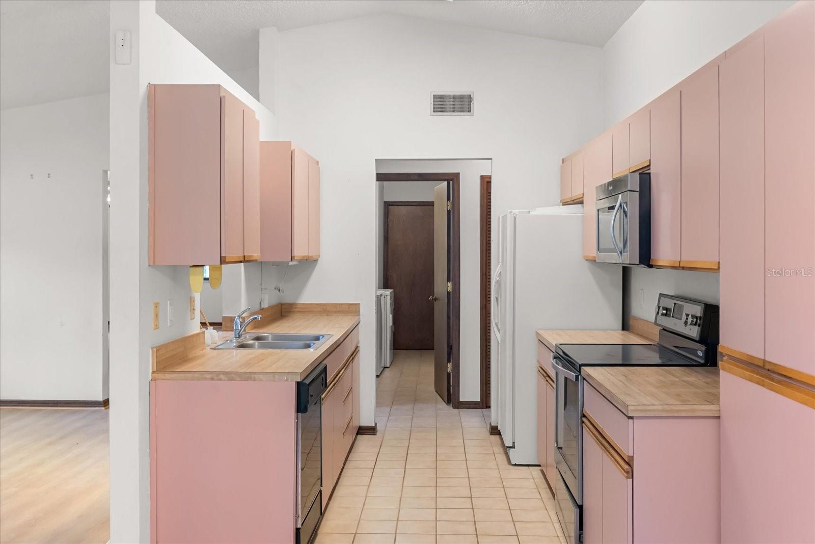 CRYSTAL BEACH ESTATES - Residential