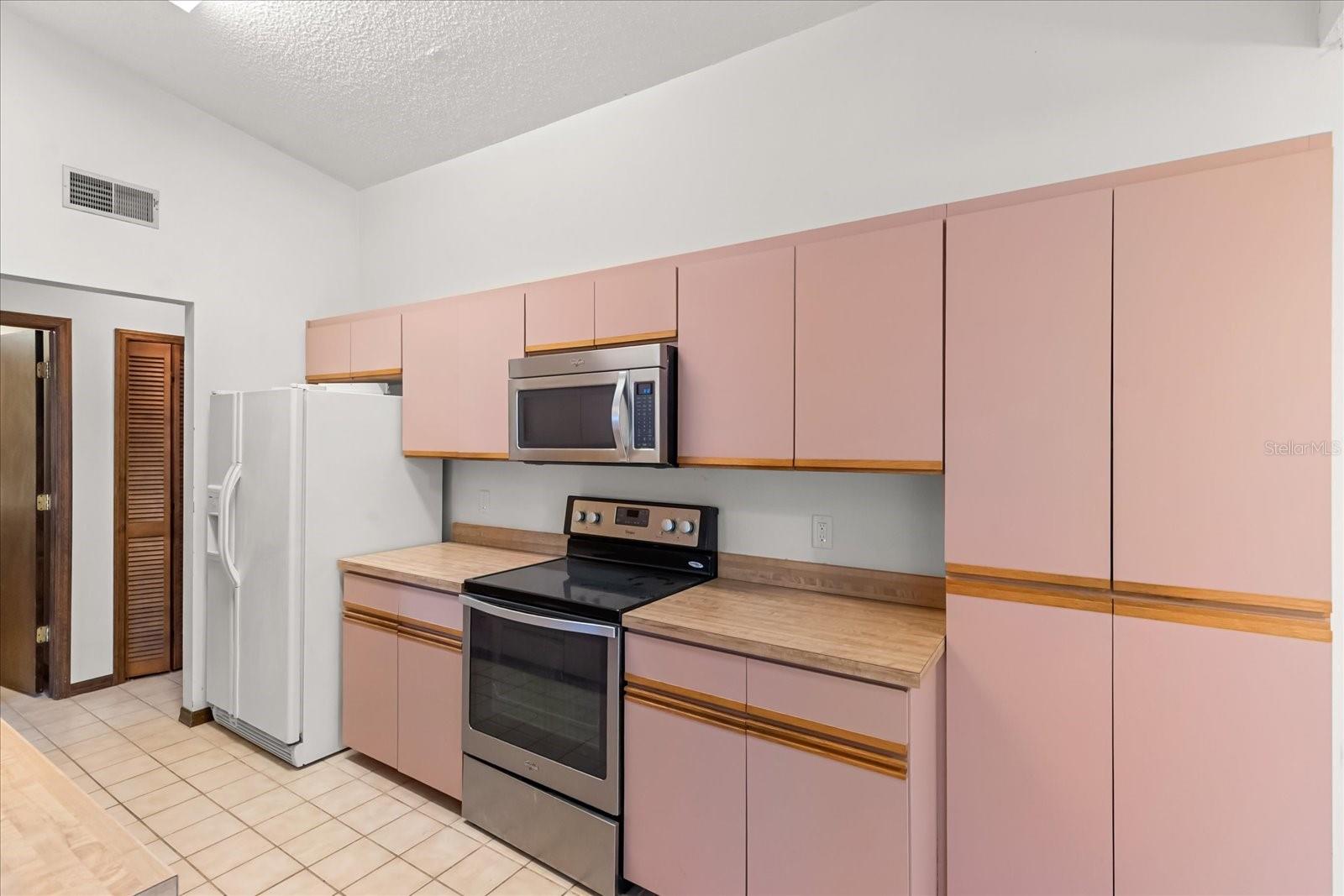 CRYSTAL BEACH ESTATES - Residential