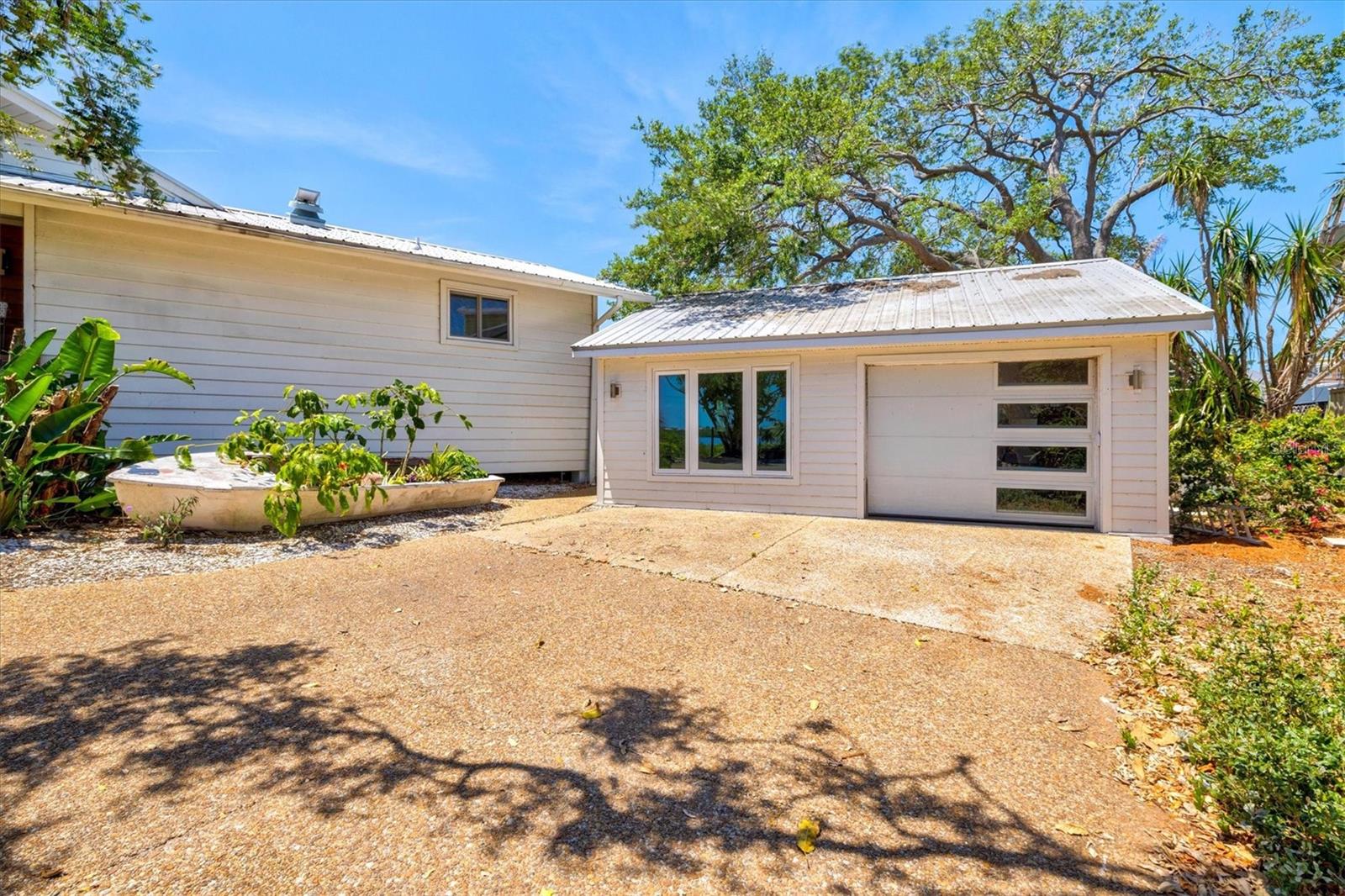 SHORELINE AREAS OF 22,26,27 & 35/35/17 - Residential