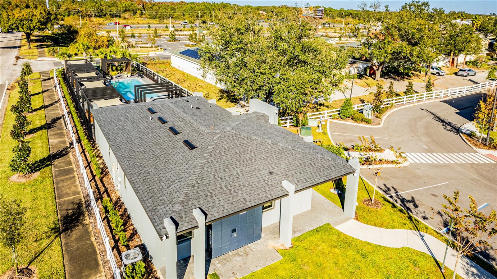 THE HUB AT WESTSIDE - Residential