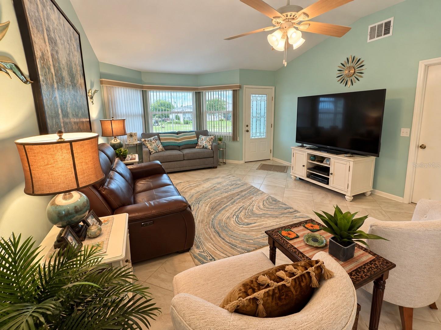 3273 PEBBLE BEND DRIVE