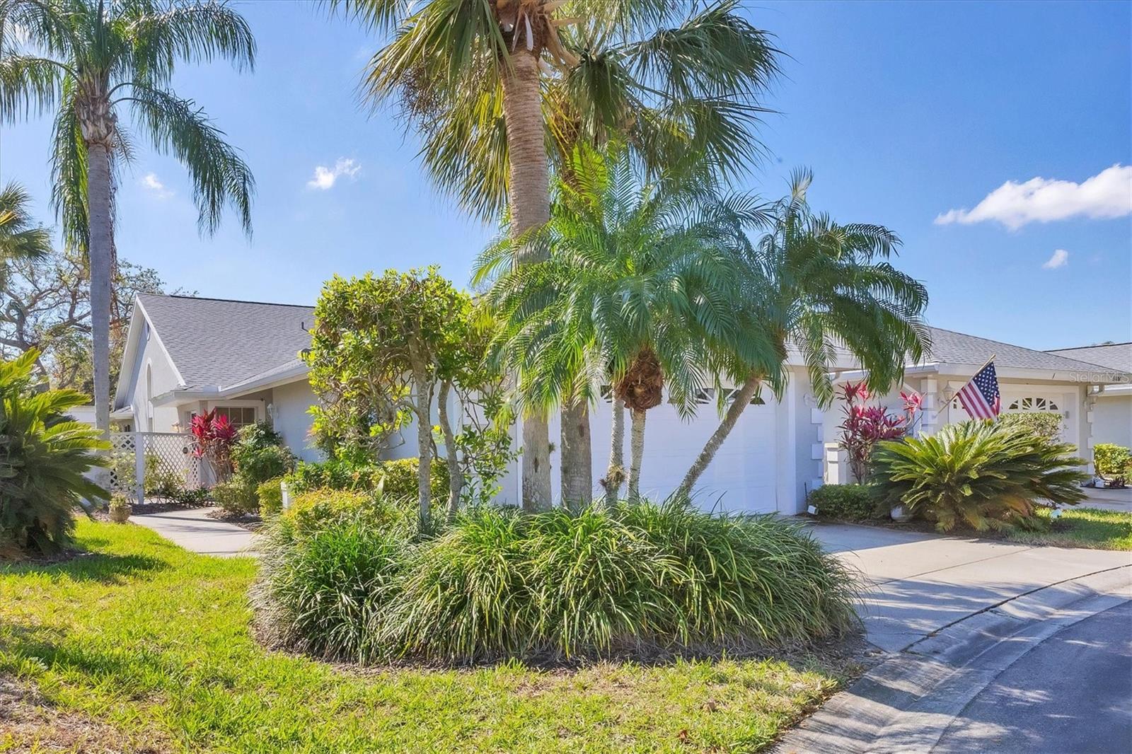 5608 COUNTRY CLUB WAY 5608