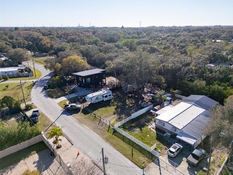 A home in GIBSONTON