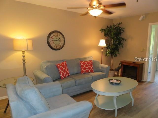 LANDMARK AT POINTE WEST I CONDO - Residential Lease