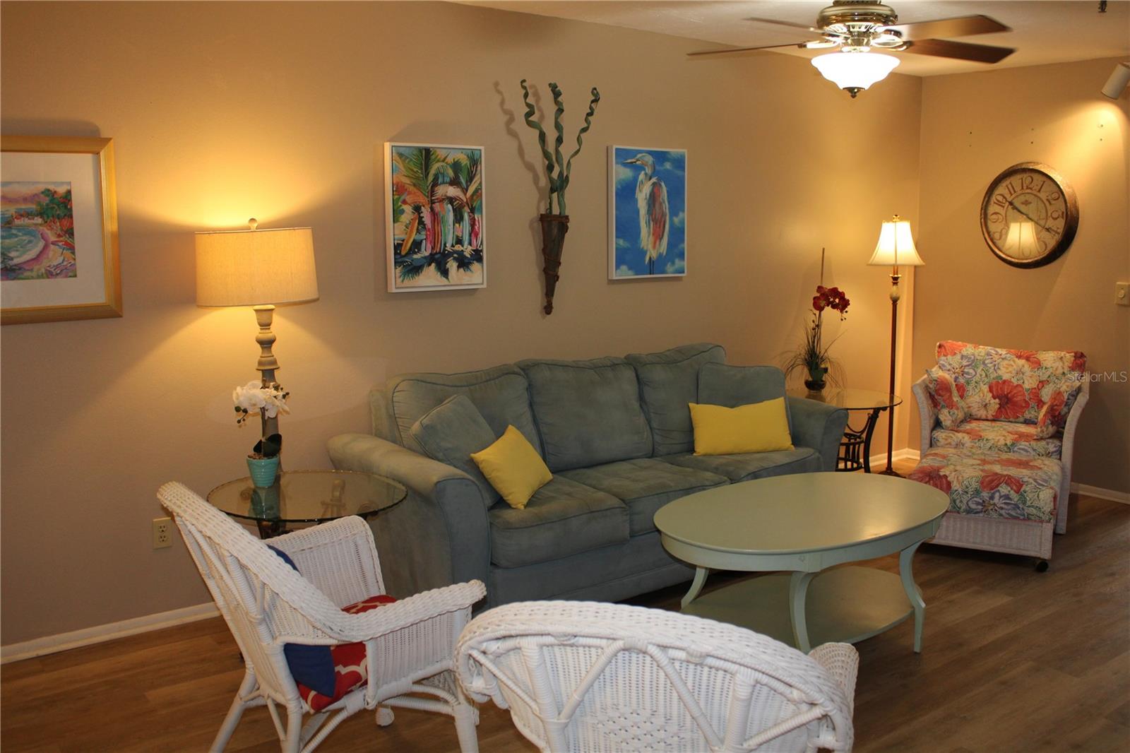 LANDMARK AT POINTE WEST I CONDO - Residential Lease