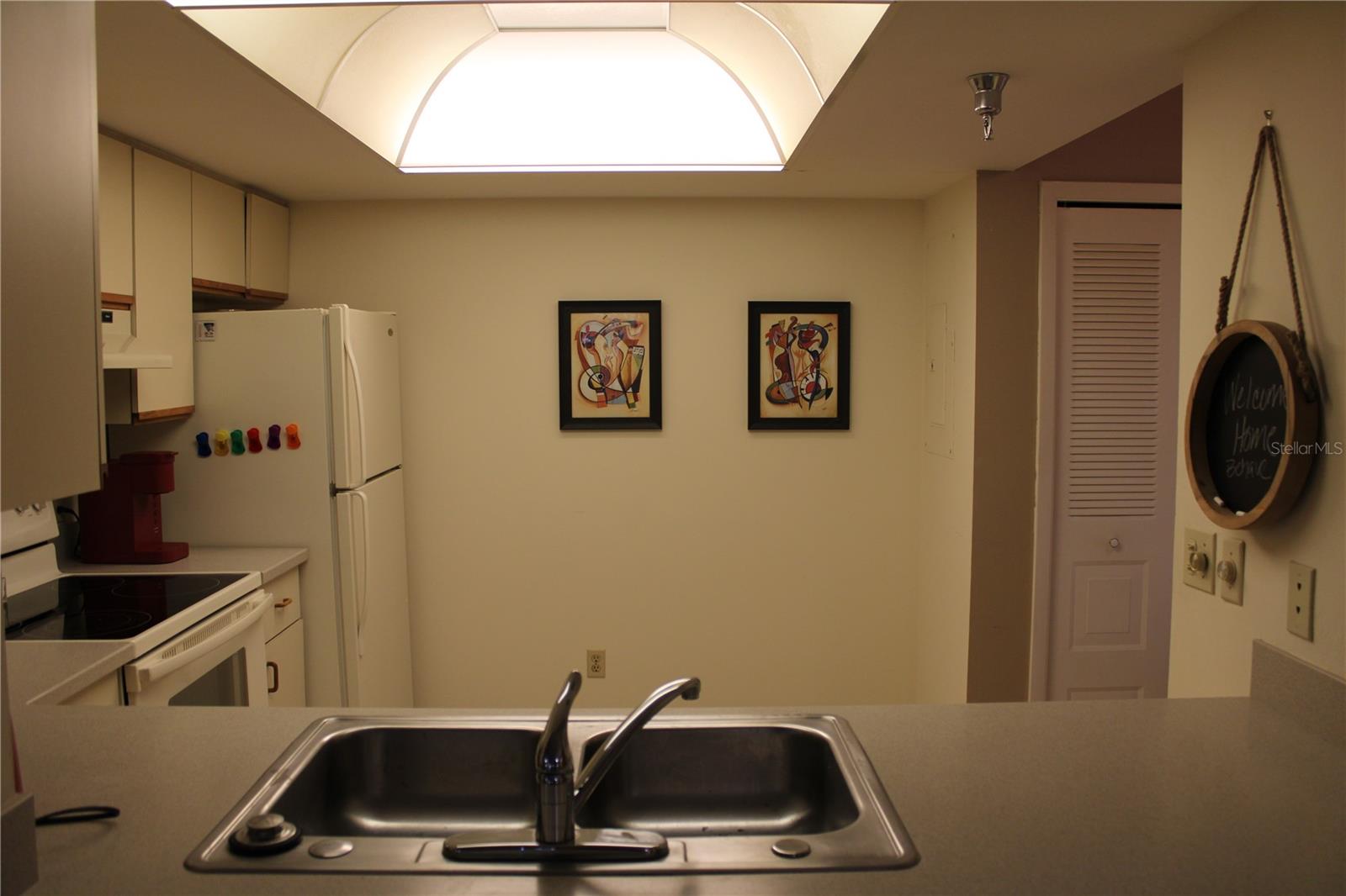 LANDMARK AT POINTE WEST I CONDO - Residential Lease