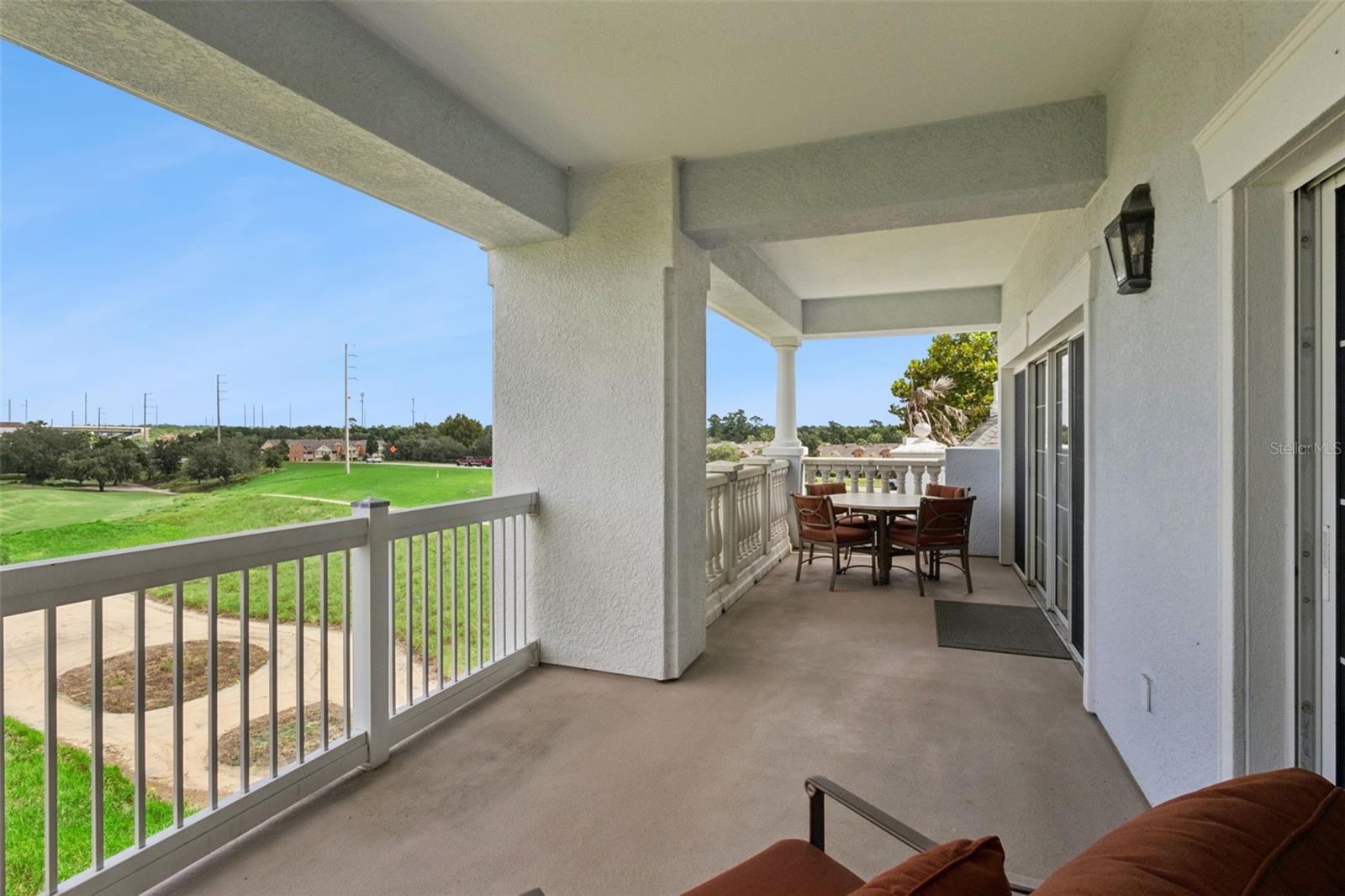 1100 SUNSET VIEW CIR 402