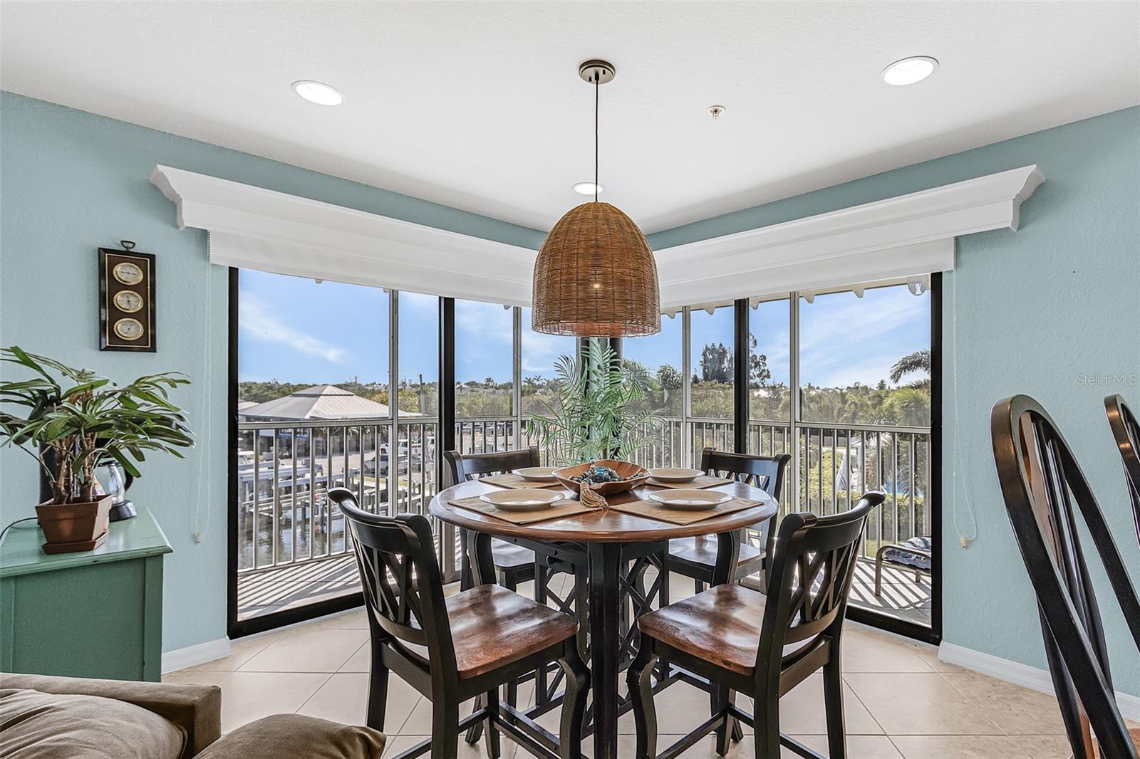 FOUR WINDS MARINA NORTH CONDO - Residential