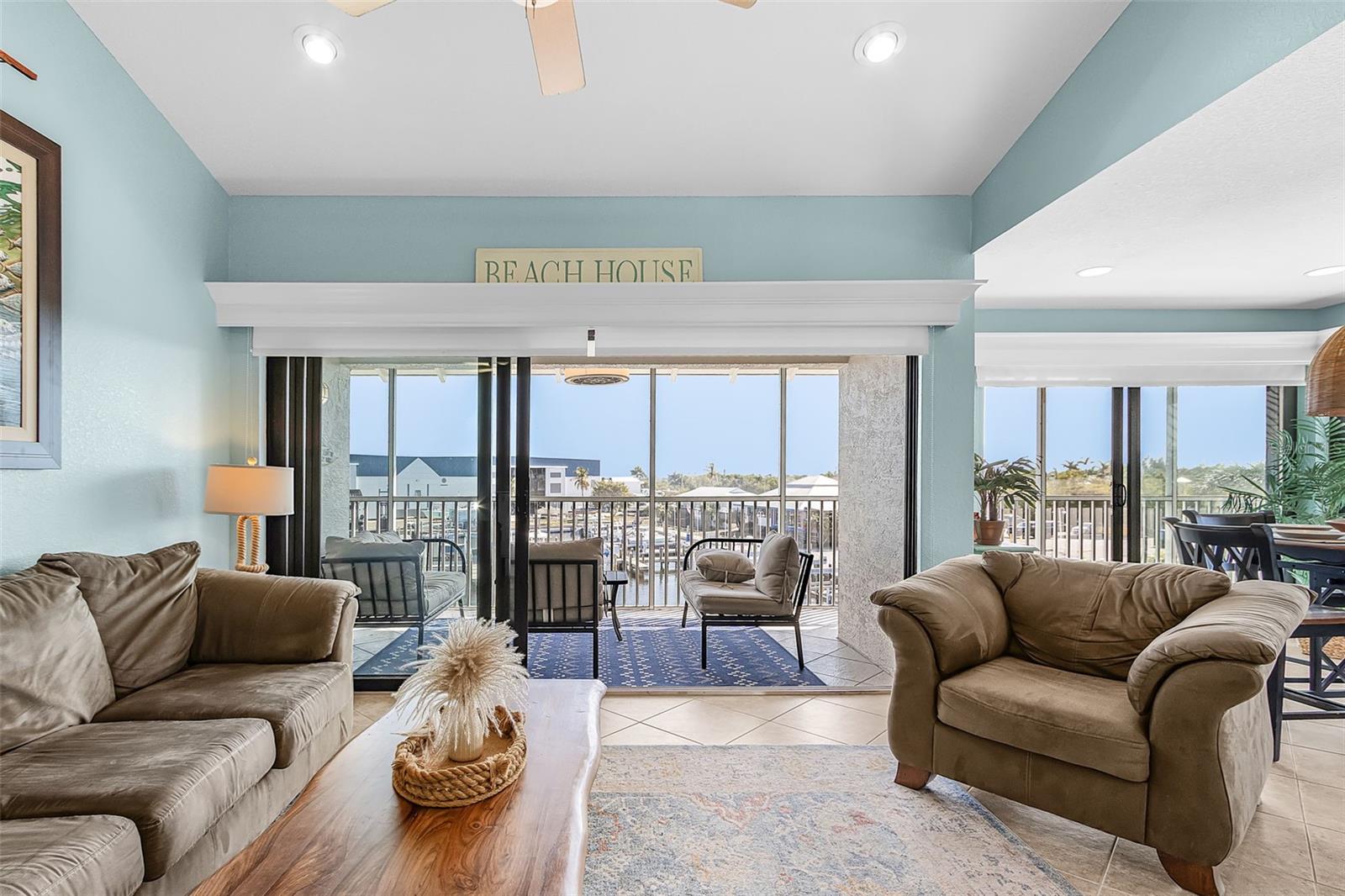 FOUR WINDS MARINA NORTH CONDO - Residential