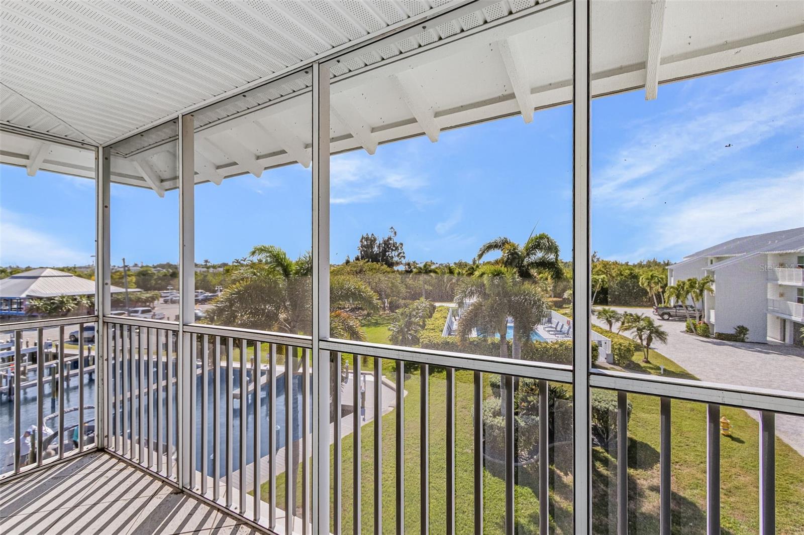 FOUR WINDS MARINA NORTH CONDO - Residential