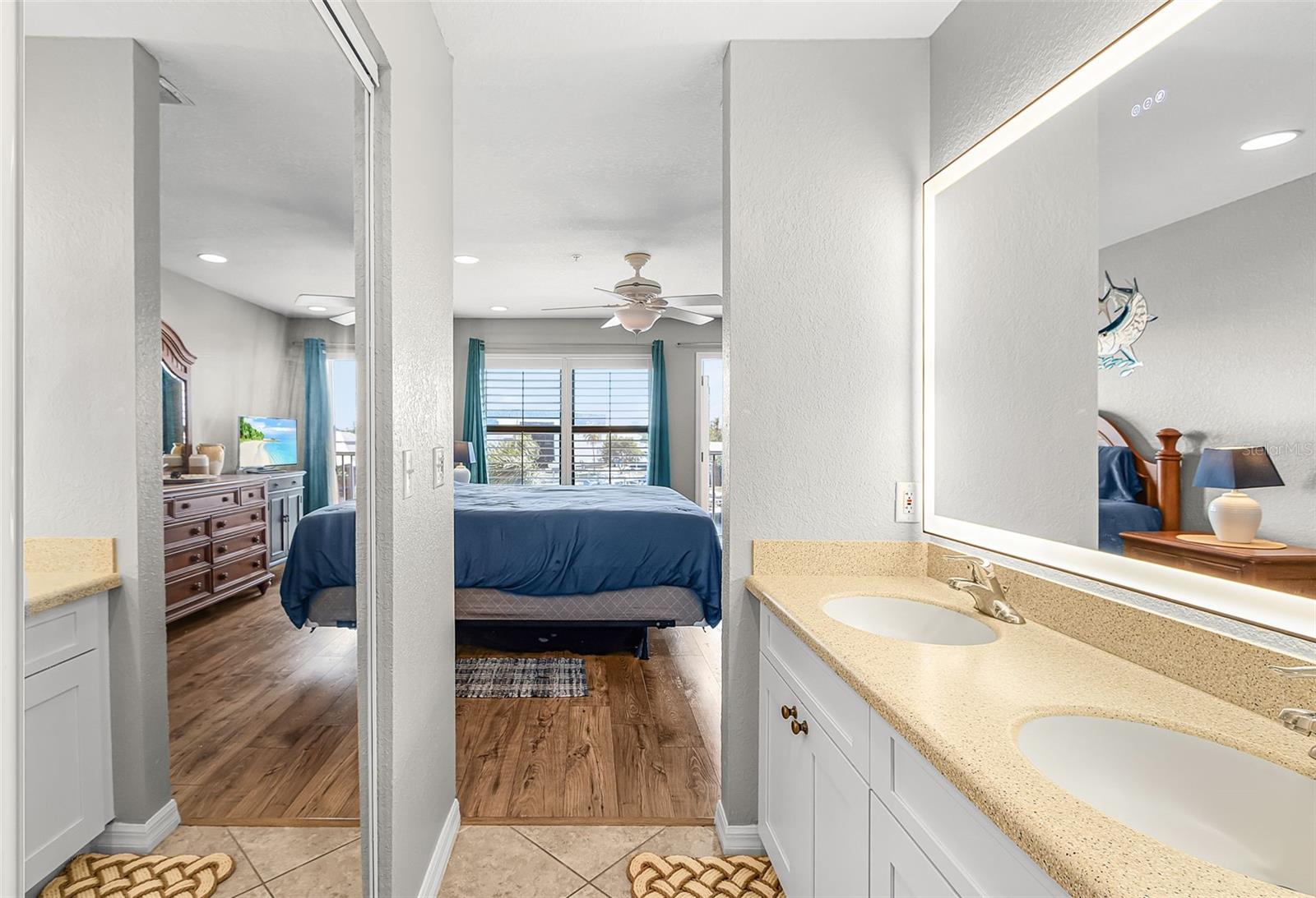 FOUR WINDS MARINA NORTH CONDO - Residential