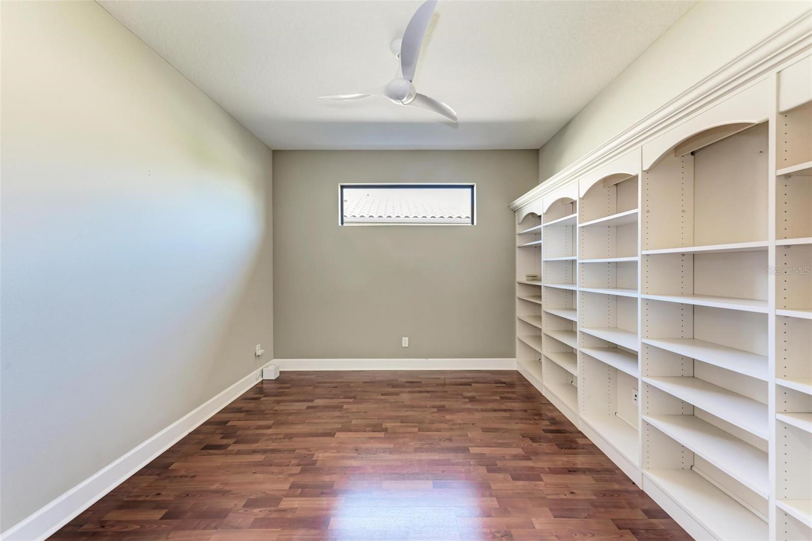 ESPLANADE PH III A,B,C,D,J&PART OF F - Residential