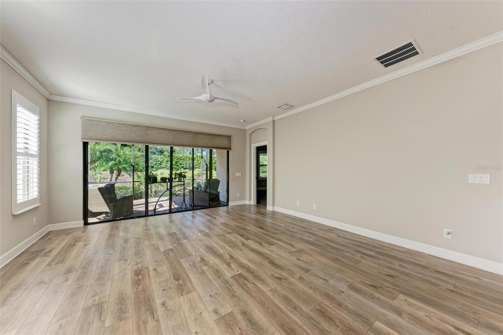 ESPLANADE PH III A,B,C,D,J&PART OF F - Residential