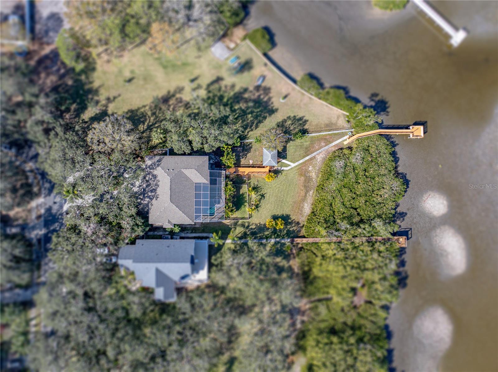 BAYFRONT MANOR - Residential