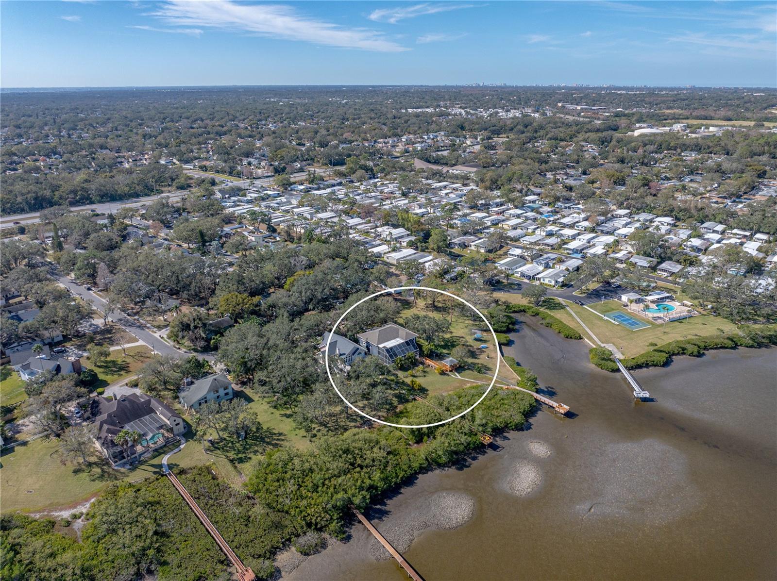 BAYFRONT MANOR - Residential
