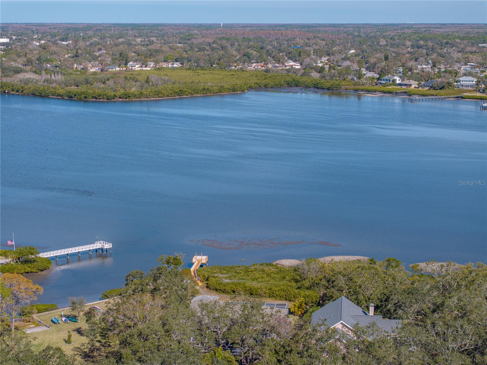 BAYFRONT MANOR - Residential