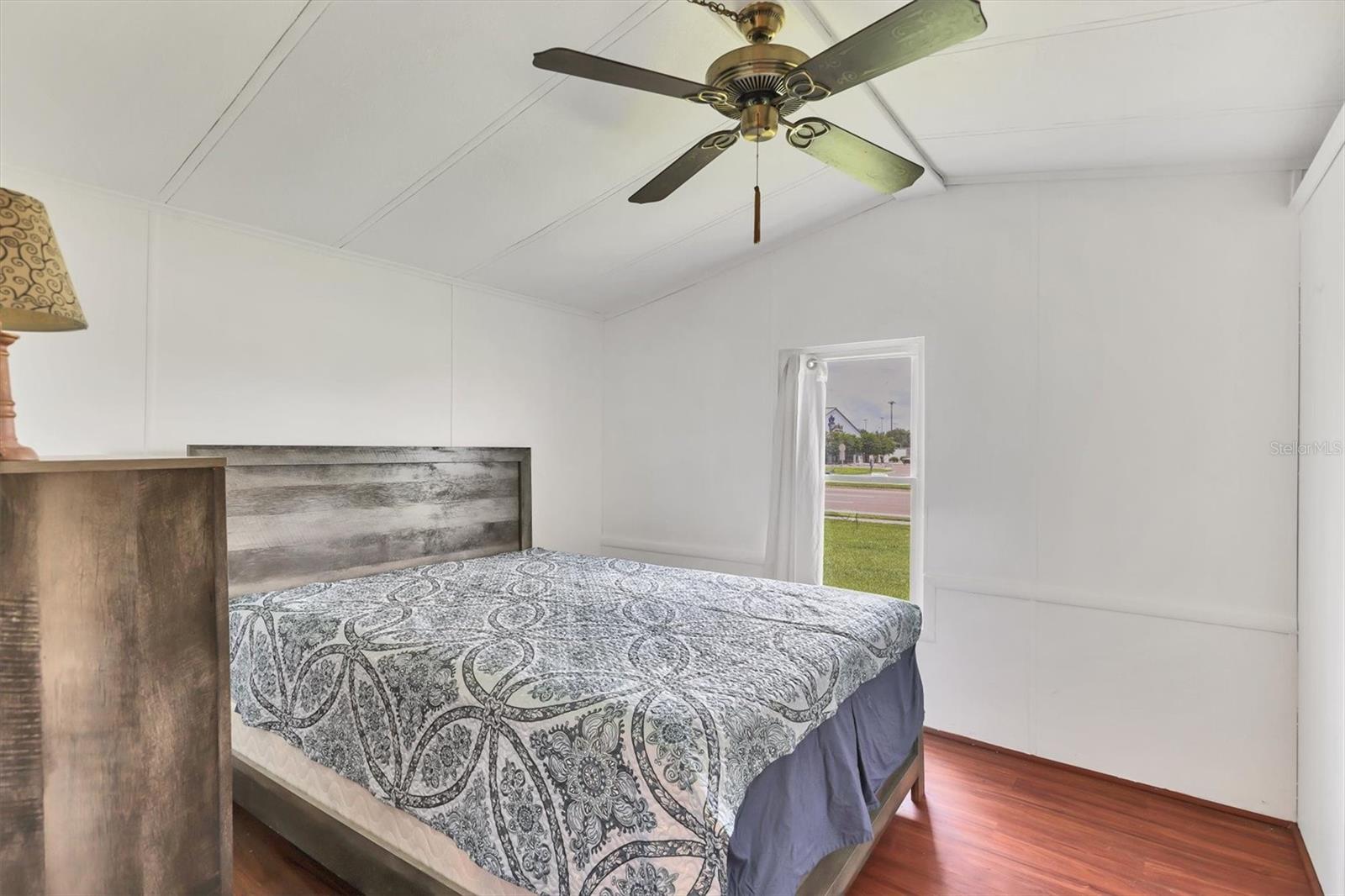 WESTWINDS MOBILE HOME CO-OP OR754/129 - Residential