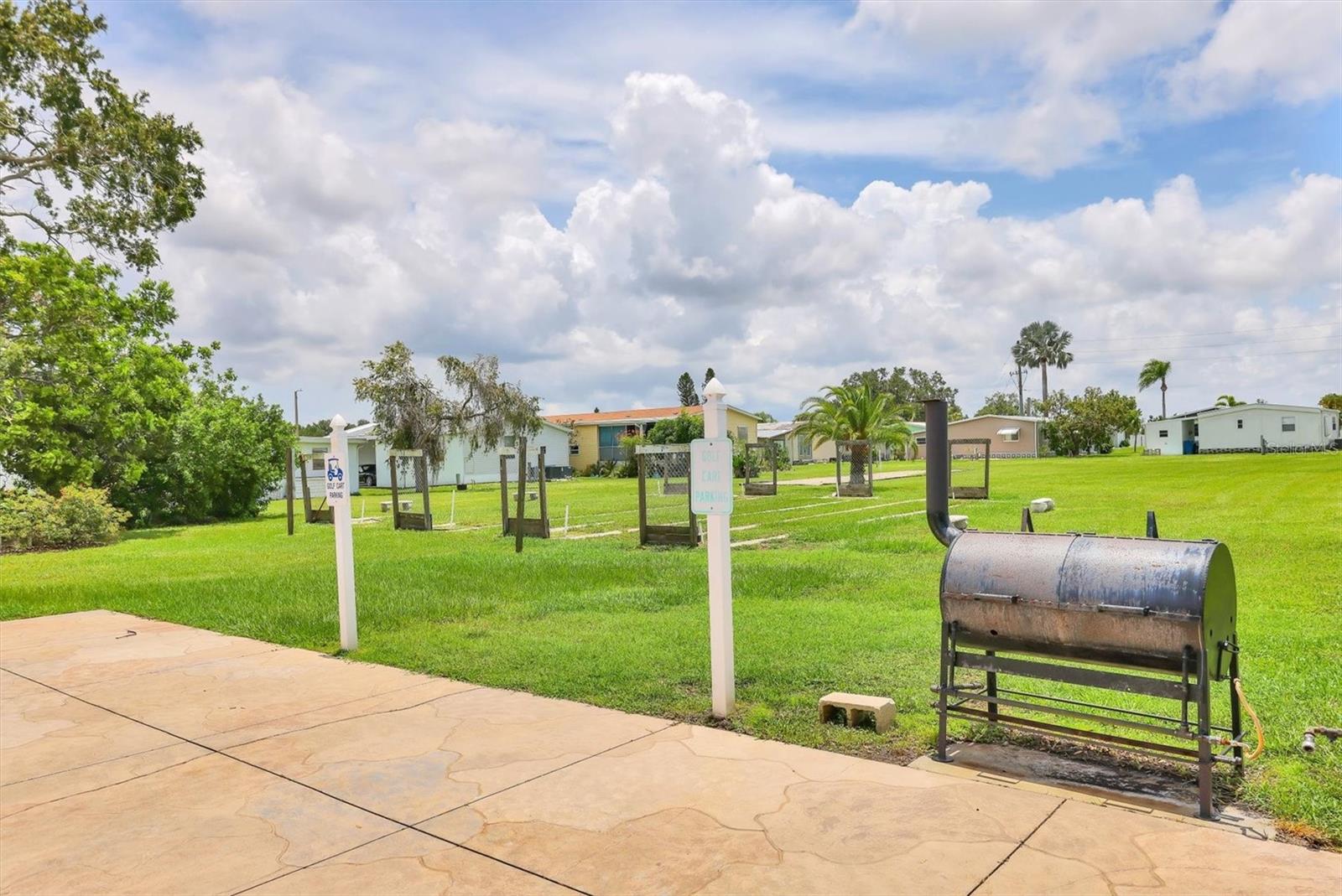 WESTWINDS MOBILE HOME CO-OP OR754/129 - Residential