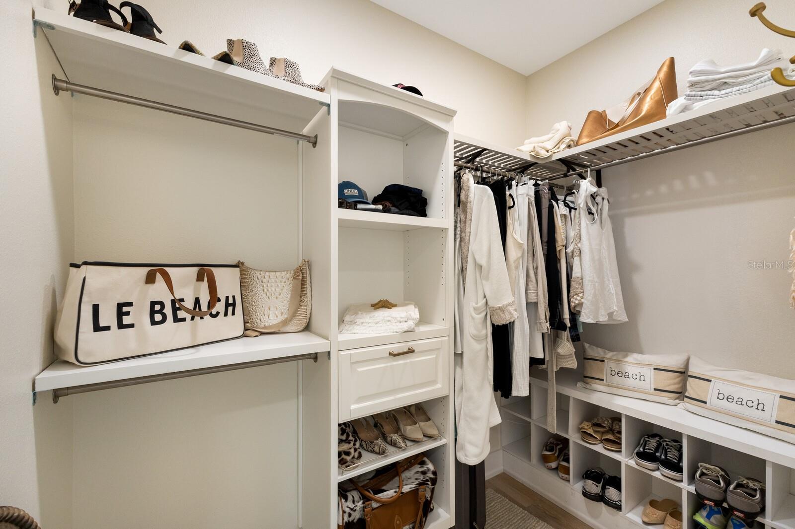 ANNA MARIA BEACH - Residential